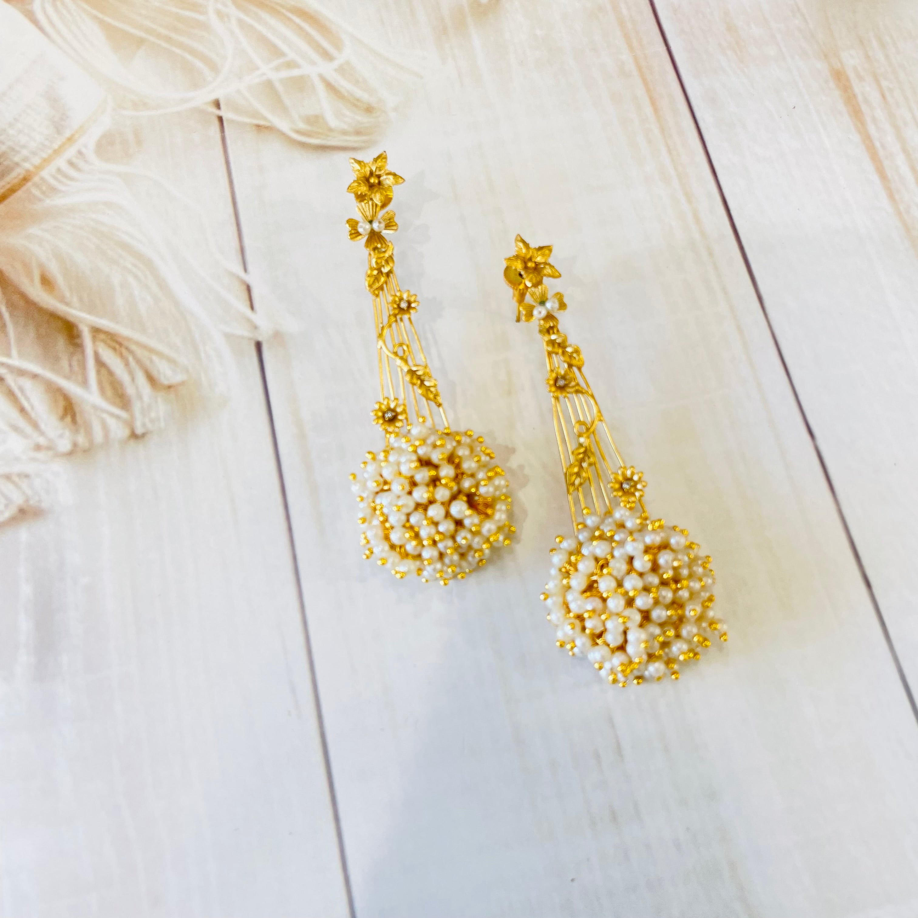 Nayaab  Elisha earrings