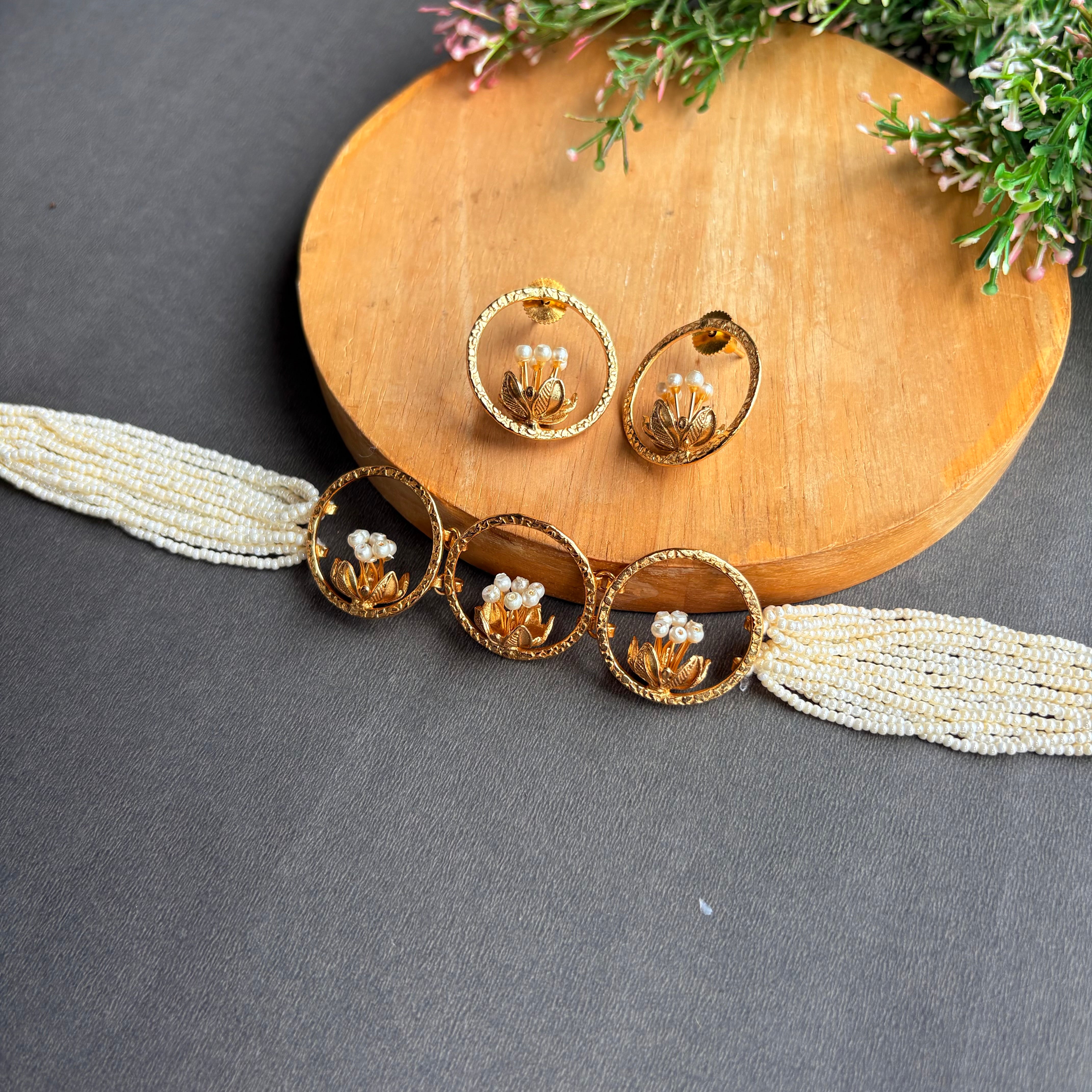 Meher Pearl Floral Choker