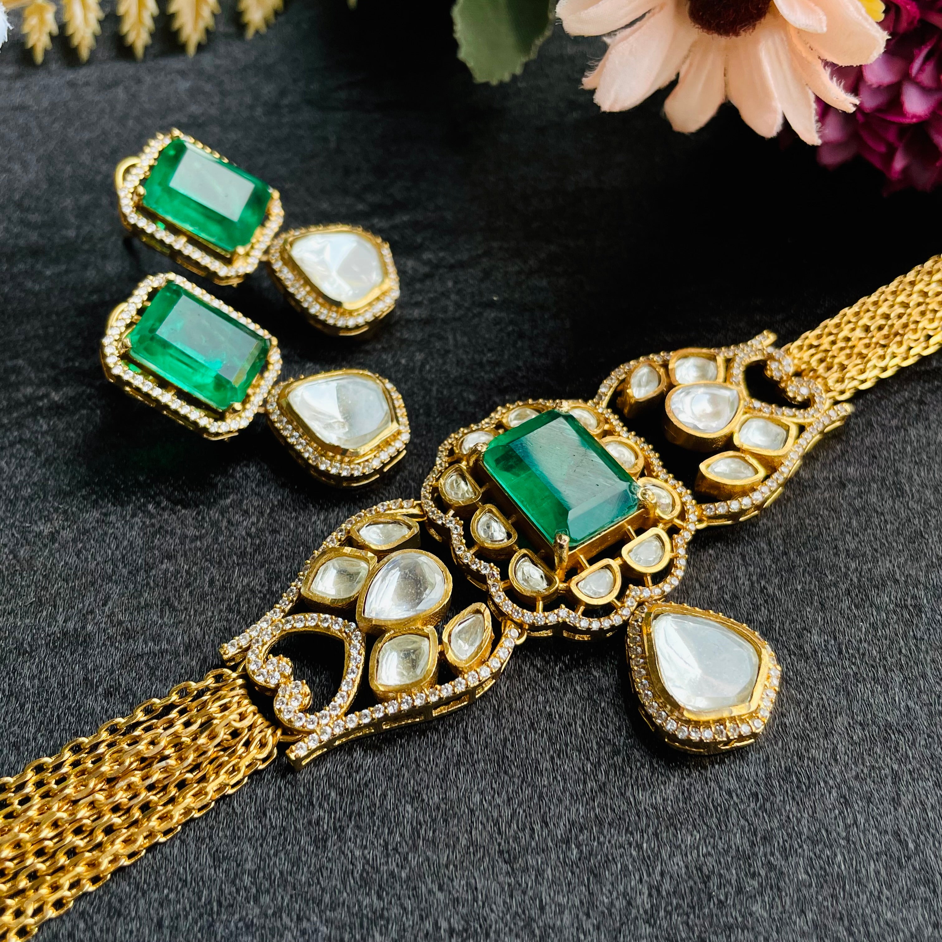 Nayaab Alka Polki Choker