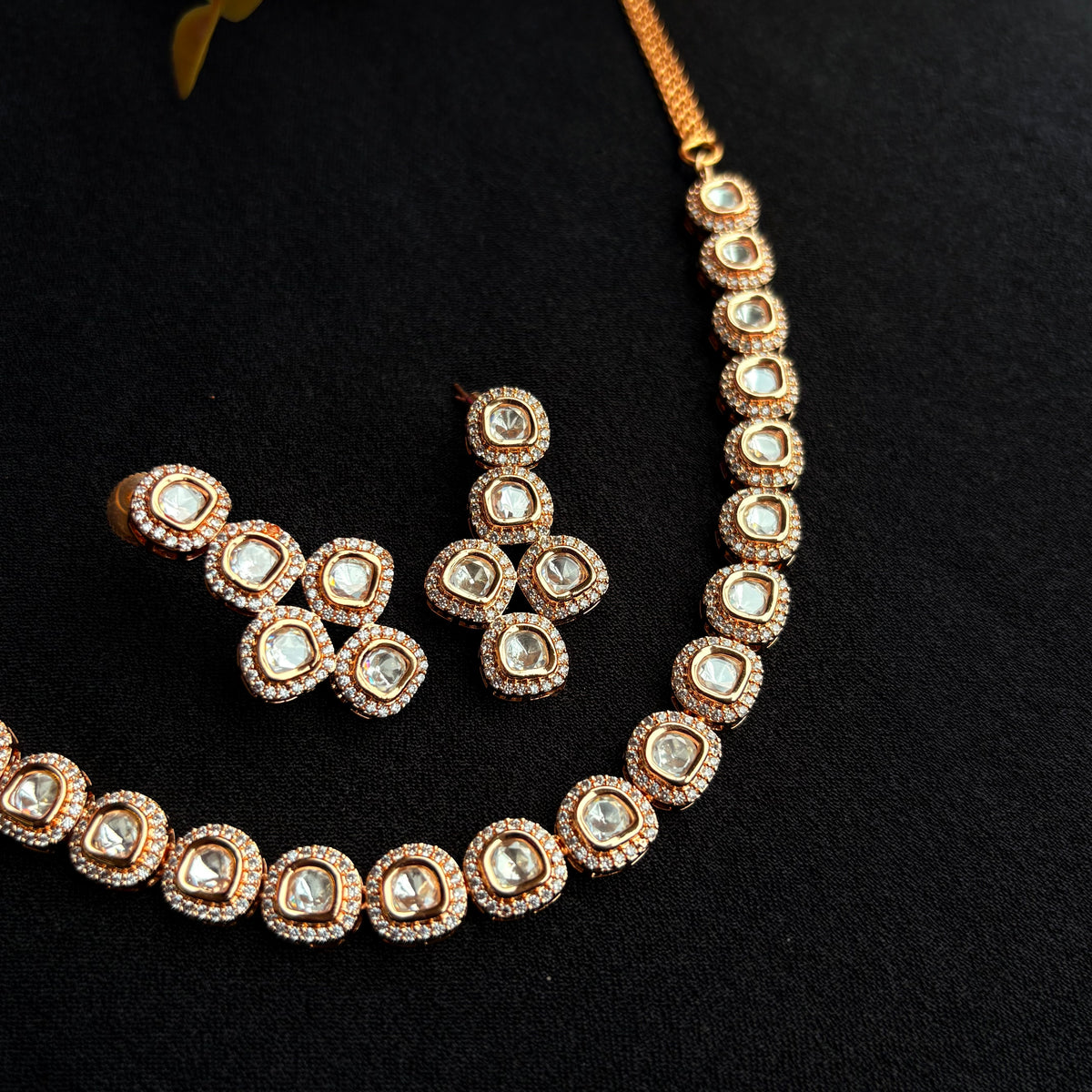 Aarvika Noor Neckpiece