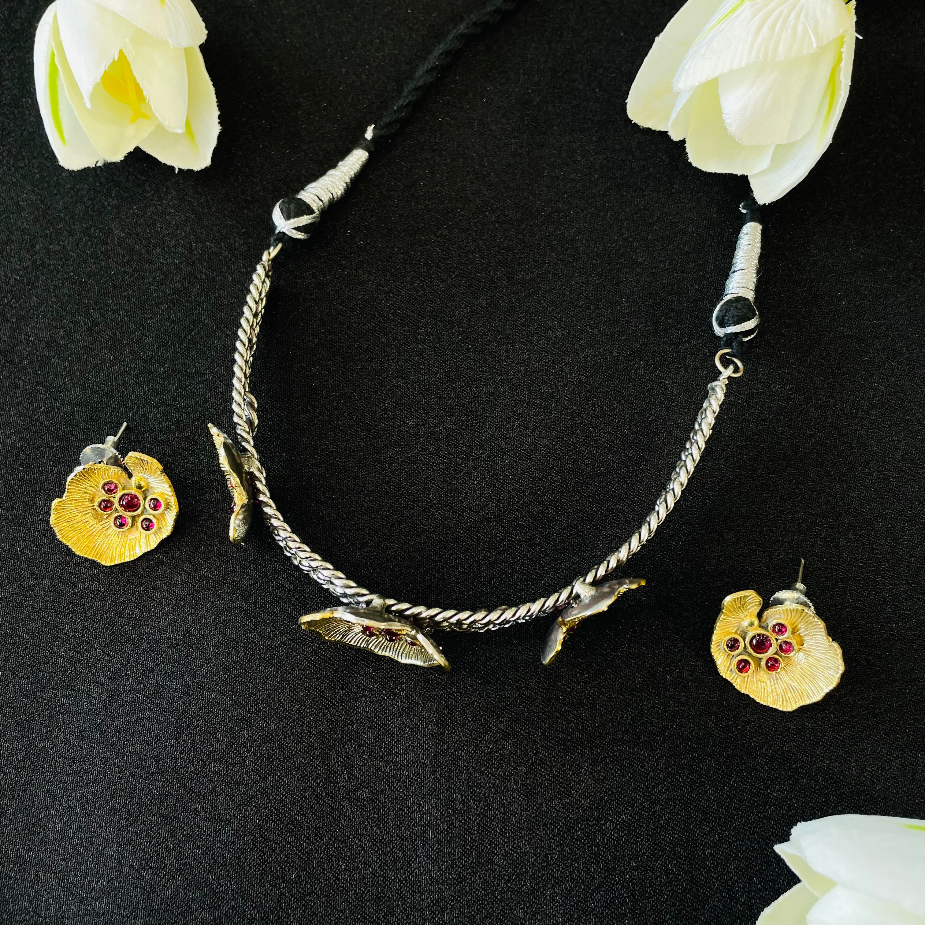 Inara Sofia Choker