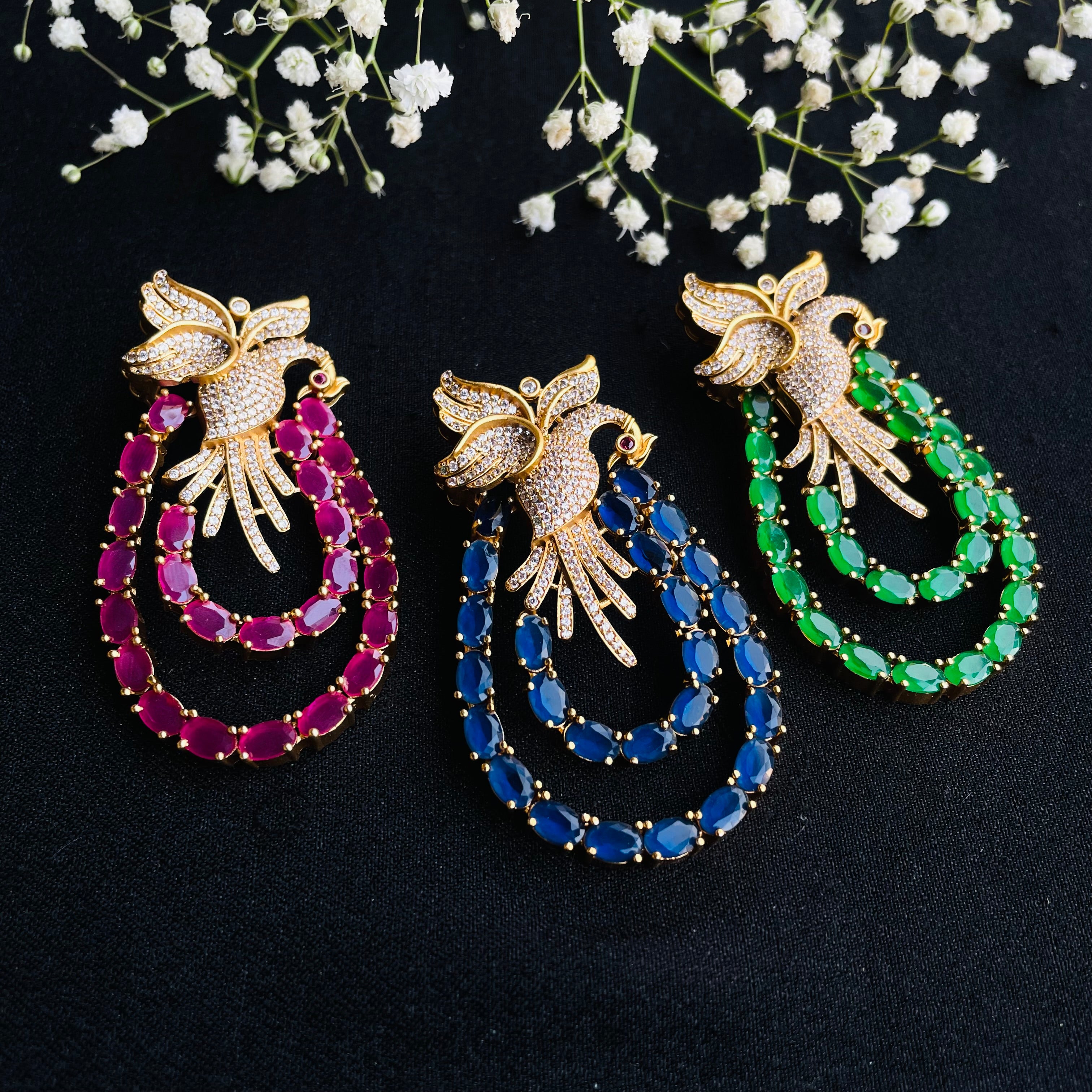 Nayaab ayisha brooch