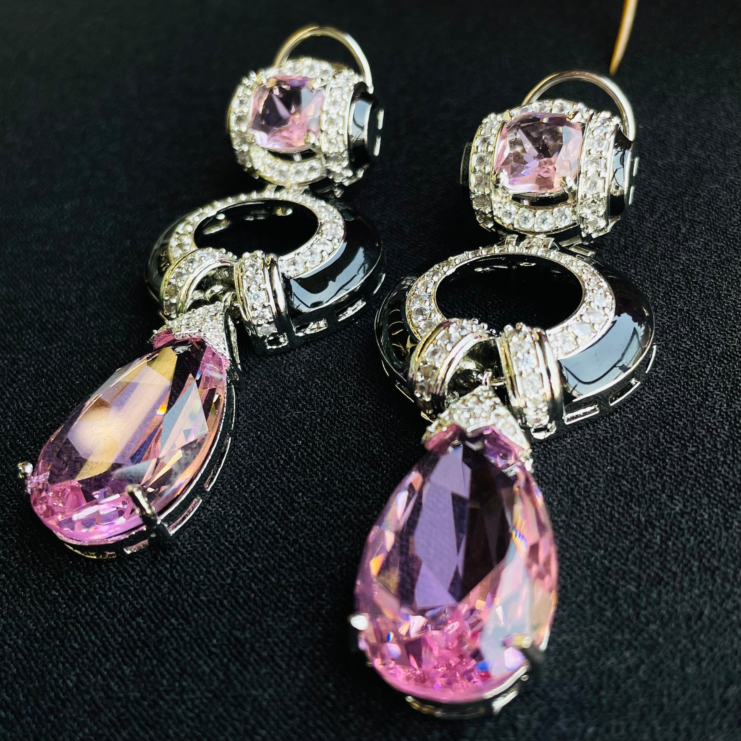 Ad Penelope Earrings