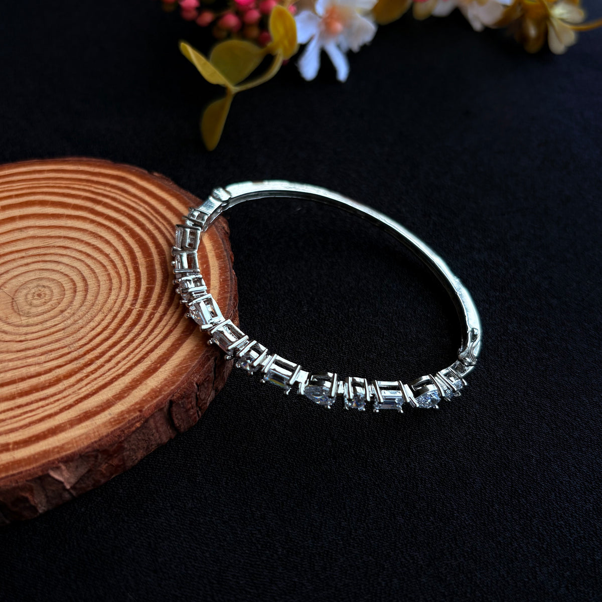 Zivara Crystal Bracelet