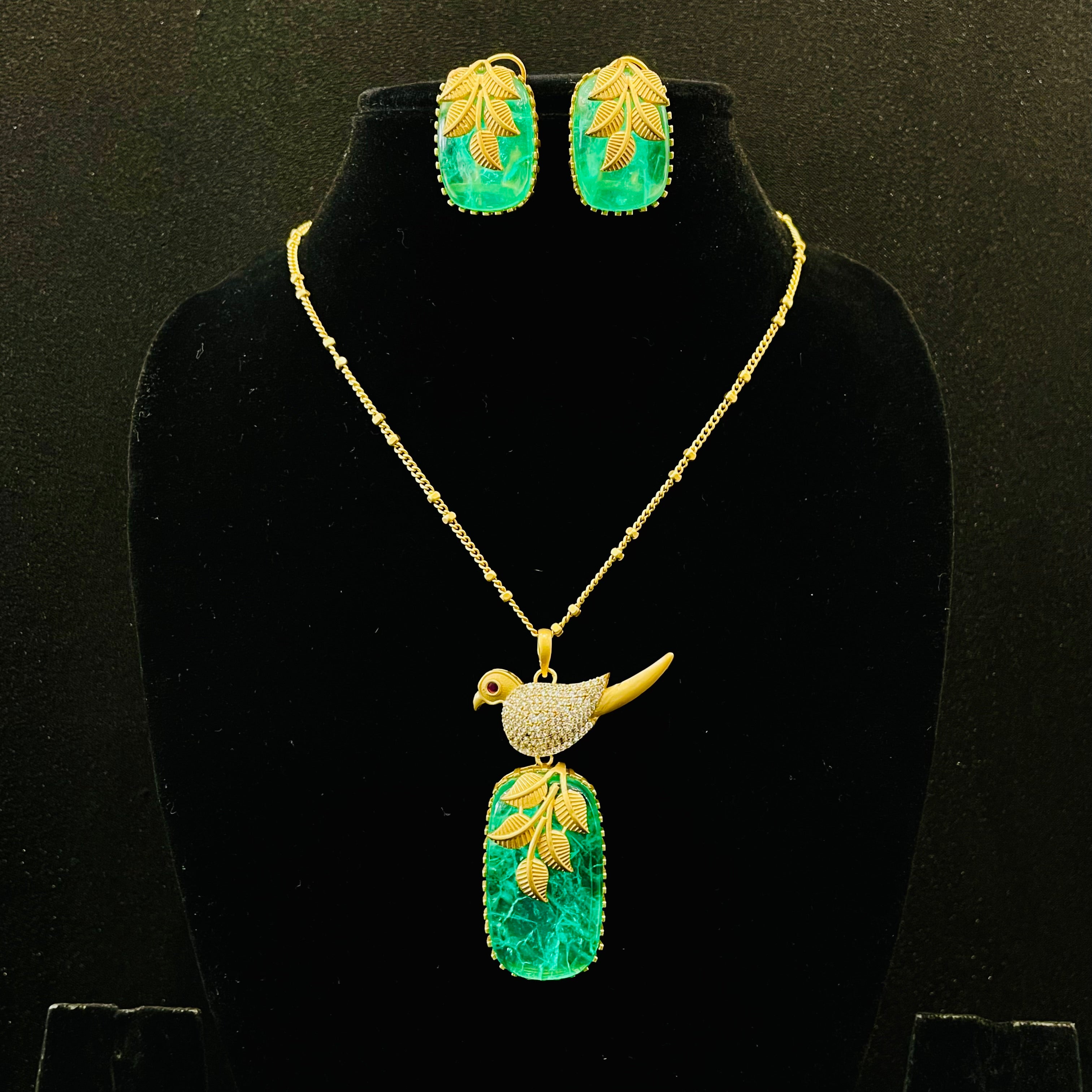 Nayaab raagavi Polki Neckpiece