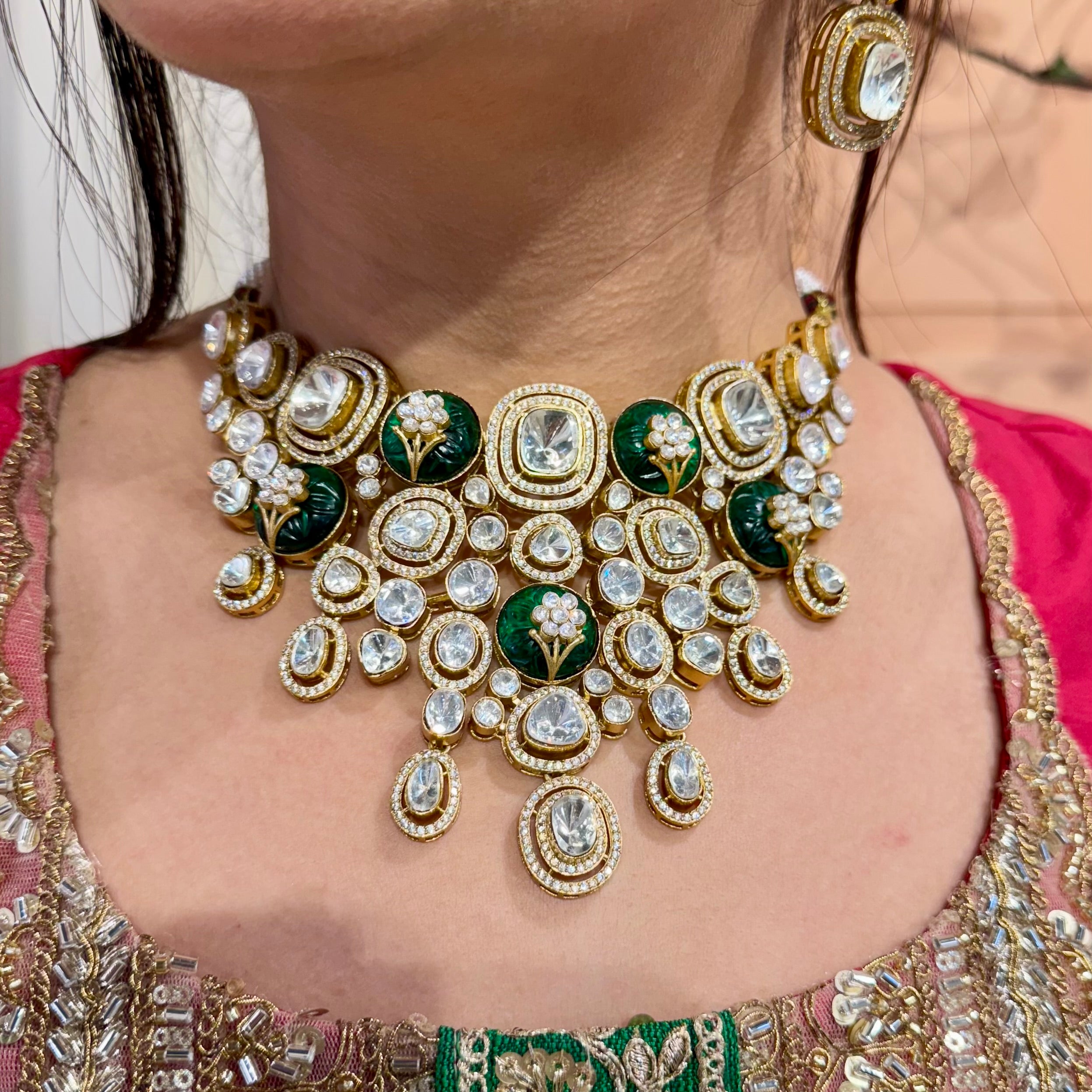 Nayaab Yashvi Neckpiece