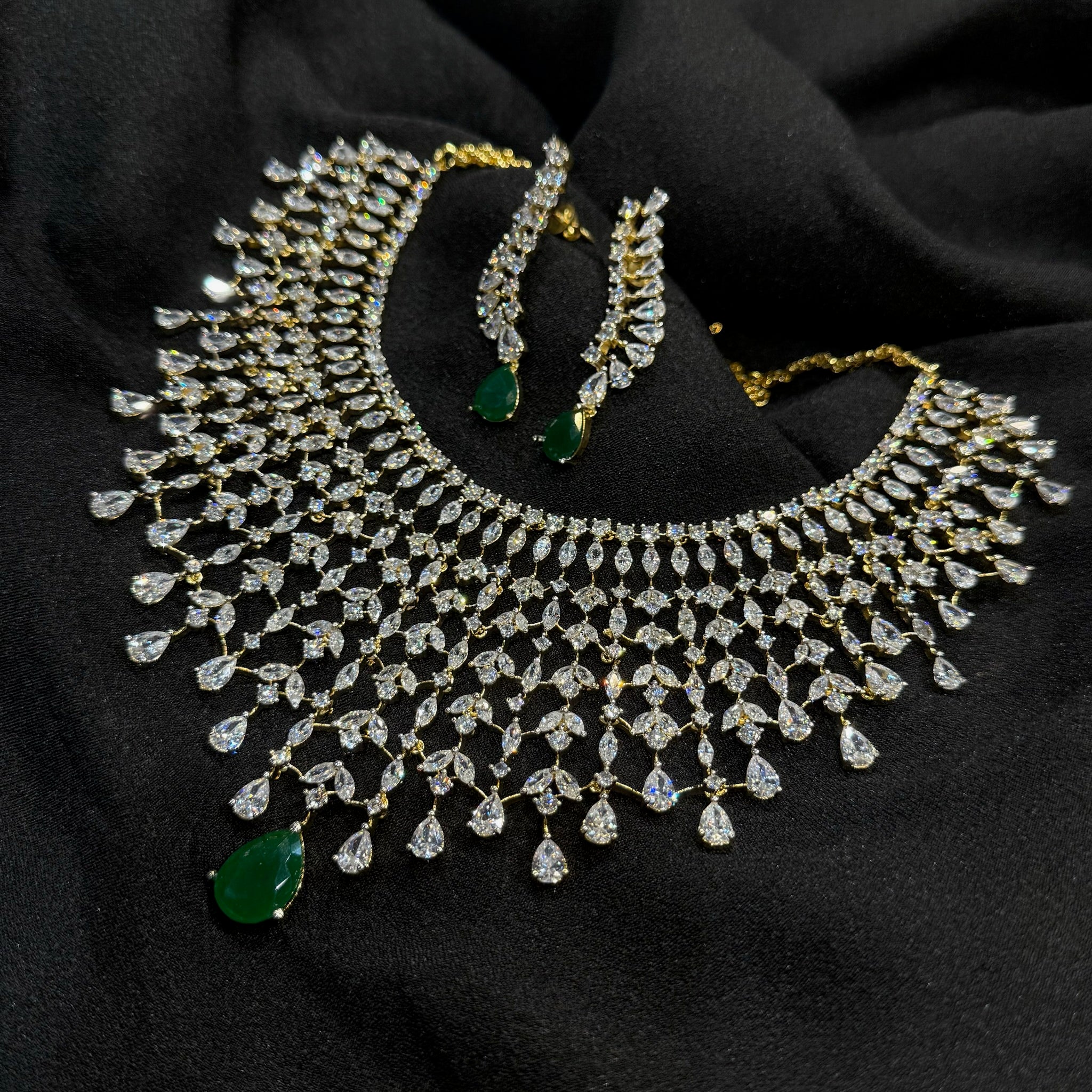 AD Elyna Neckpiece