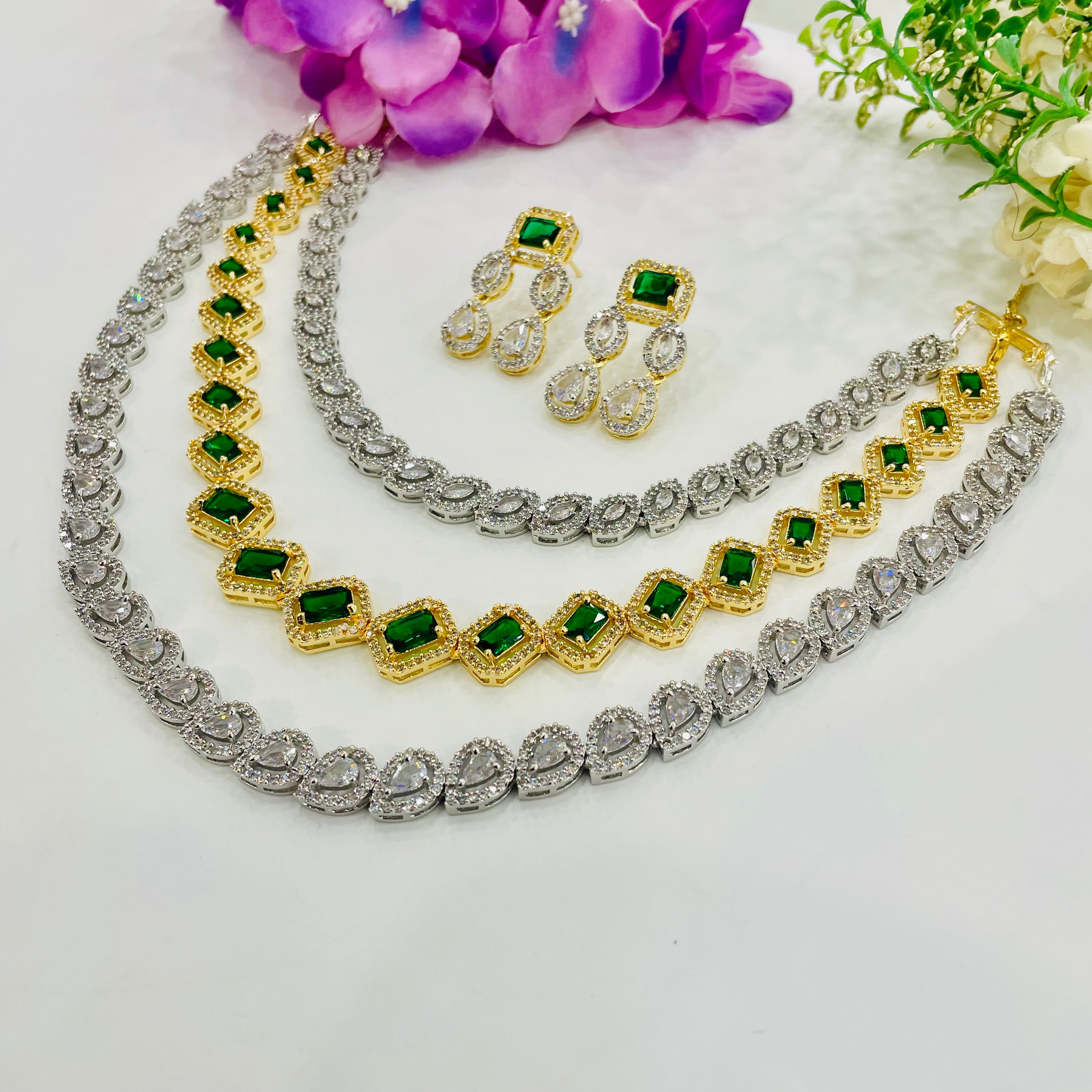 Ad Opal Neckpiece