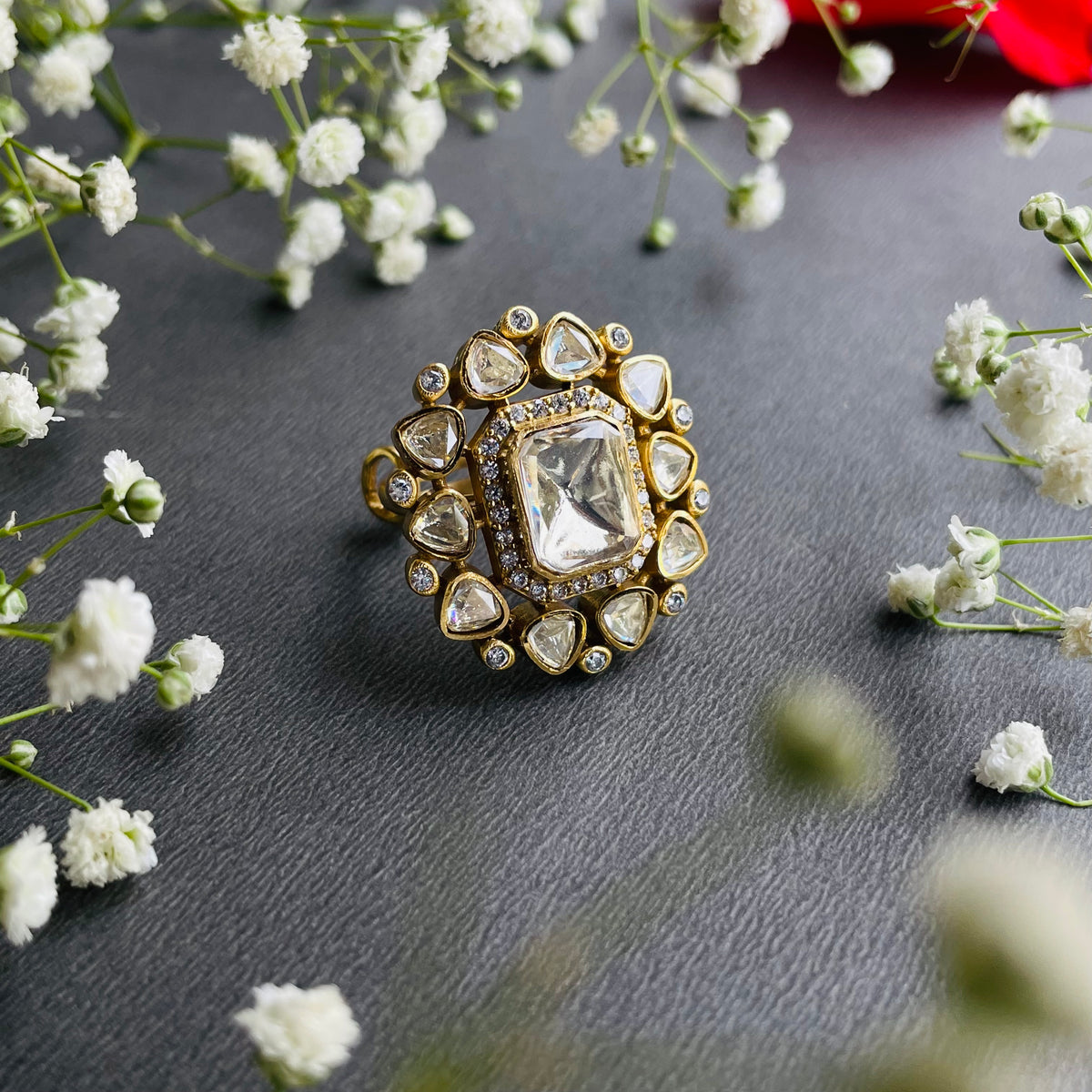 Nayaab Avika ring