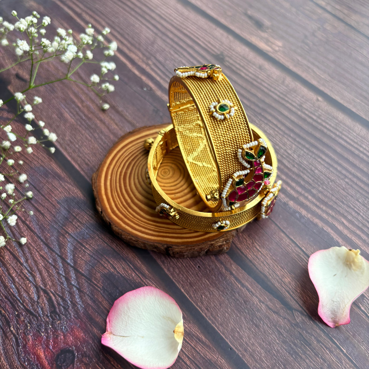 Nayaab Kritika Bangles