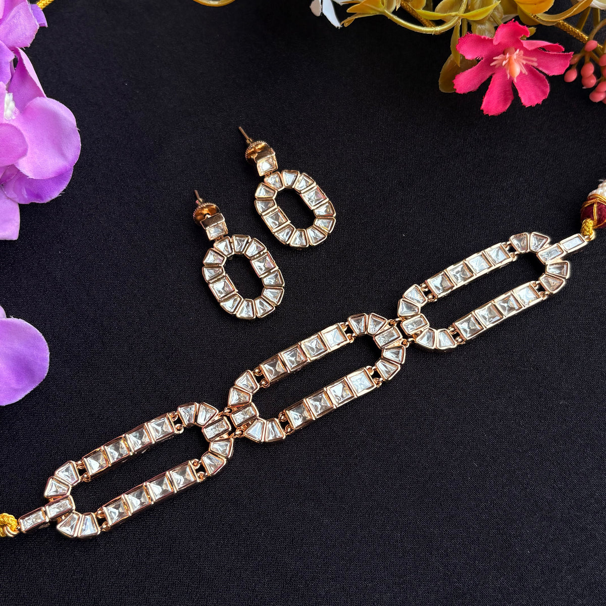 Aarika Neckpiece