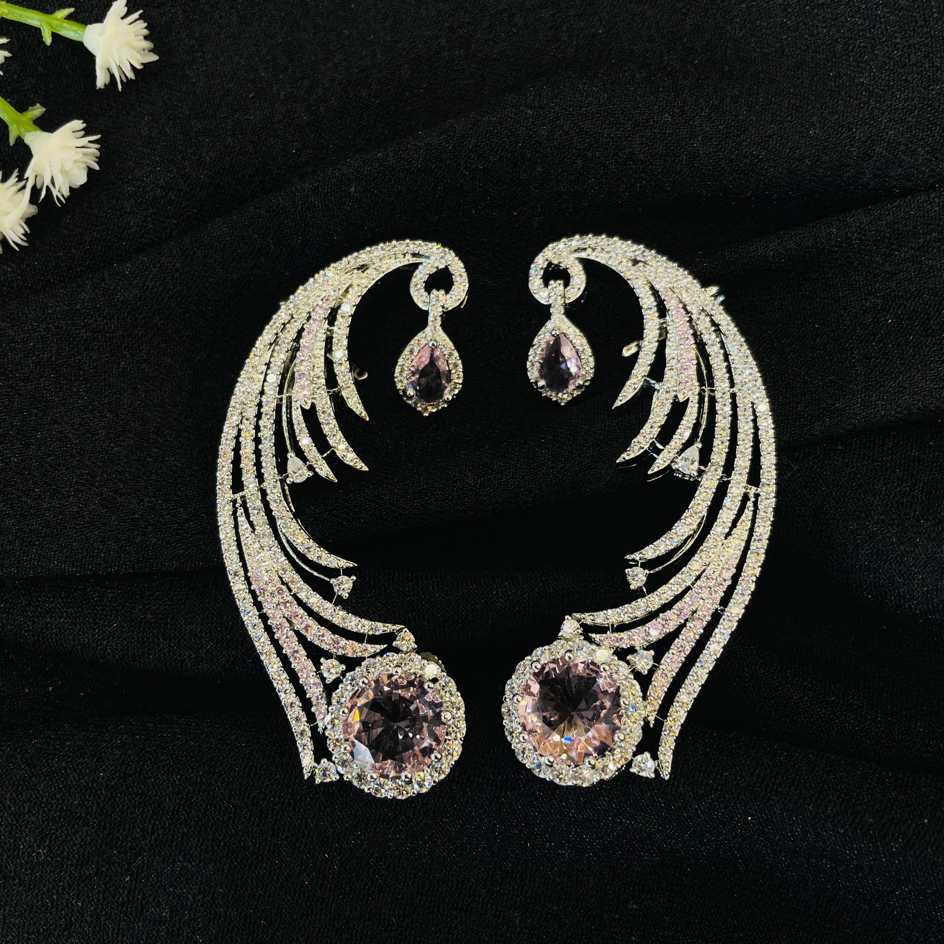 Meher Earcuff