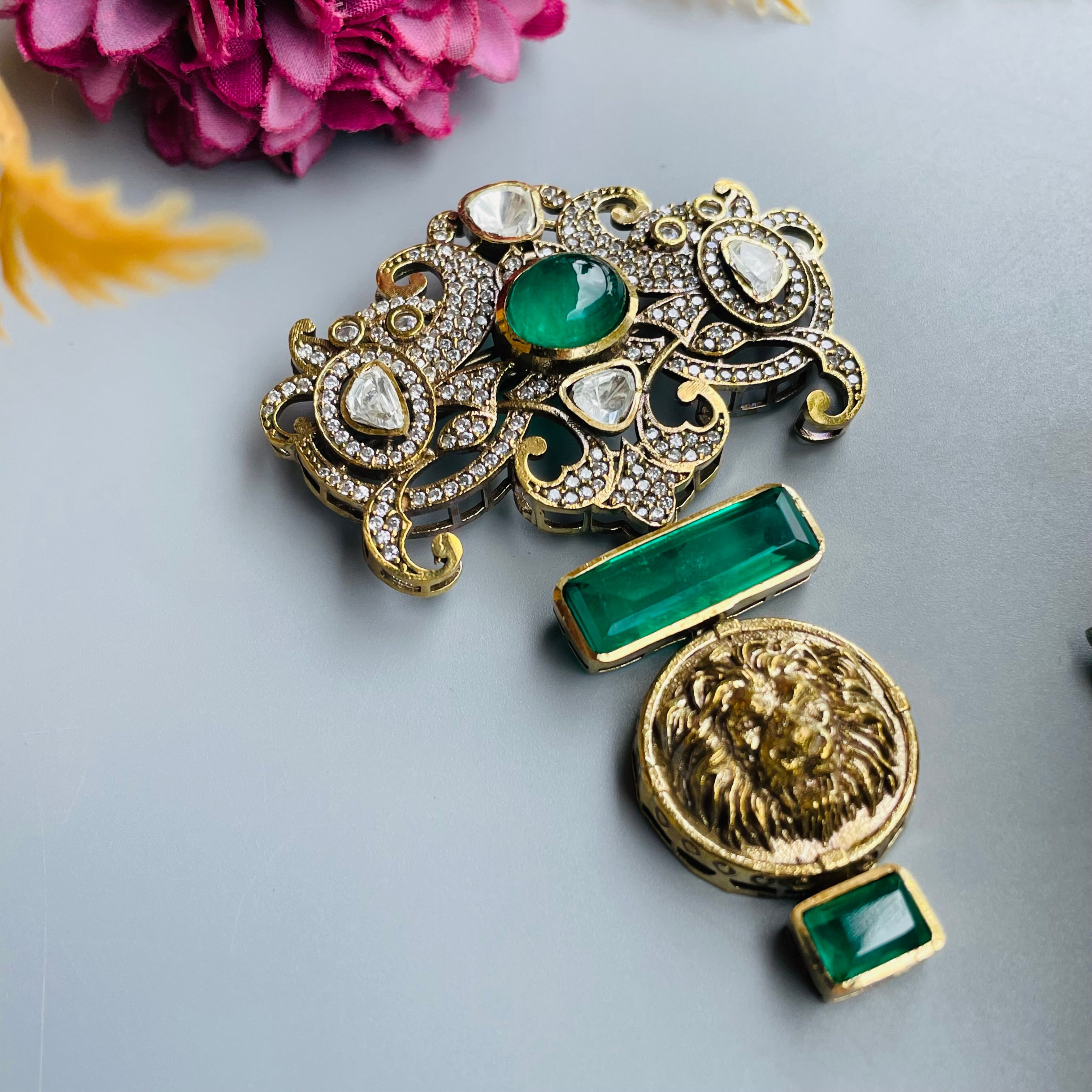 Nayaab Yuna Brooch