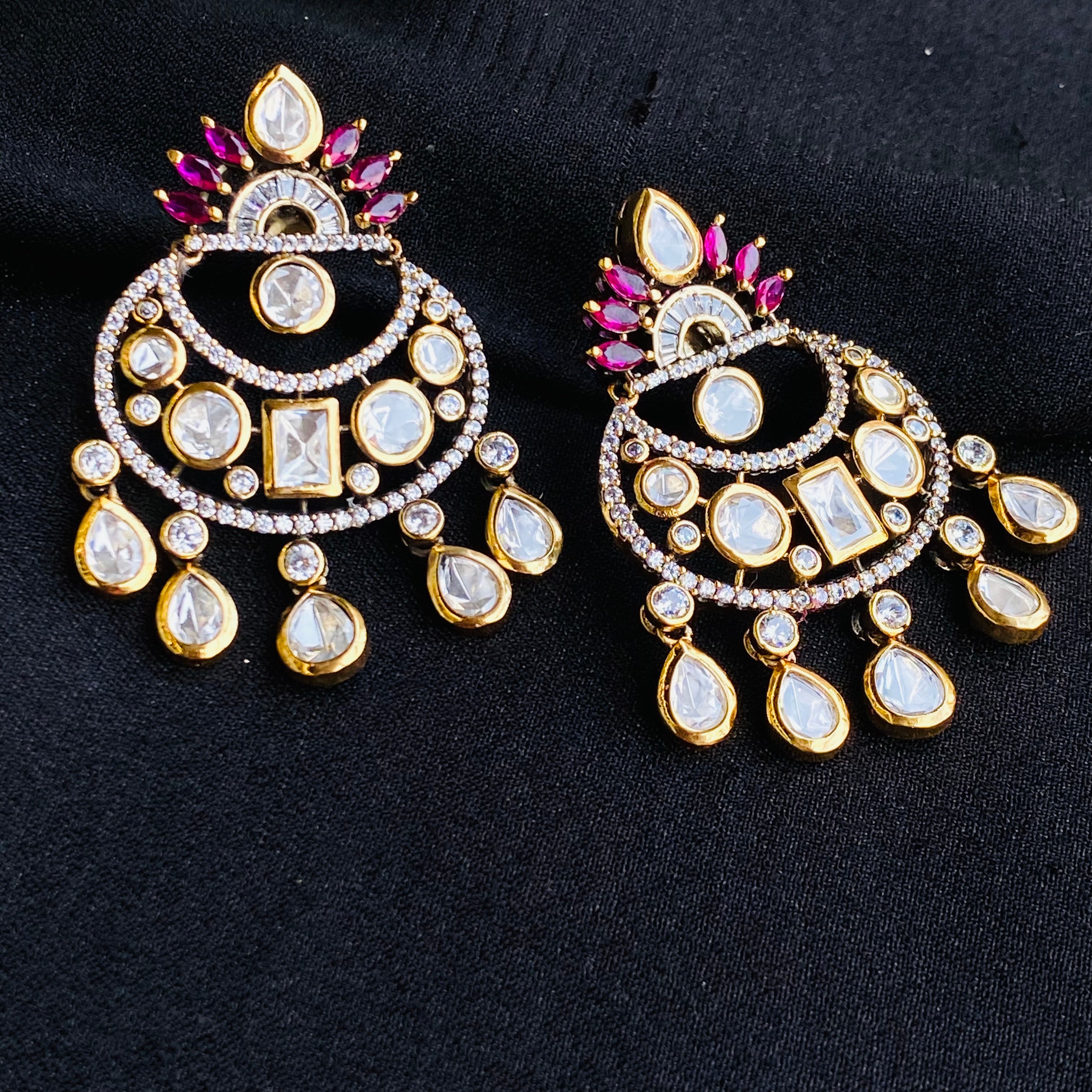 Nayaab Ojasvi  Earrings