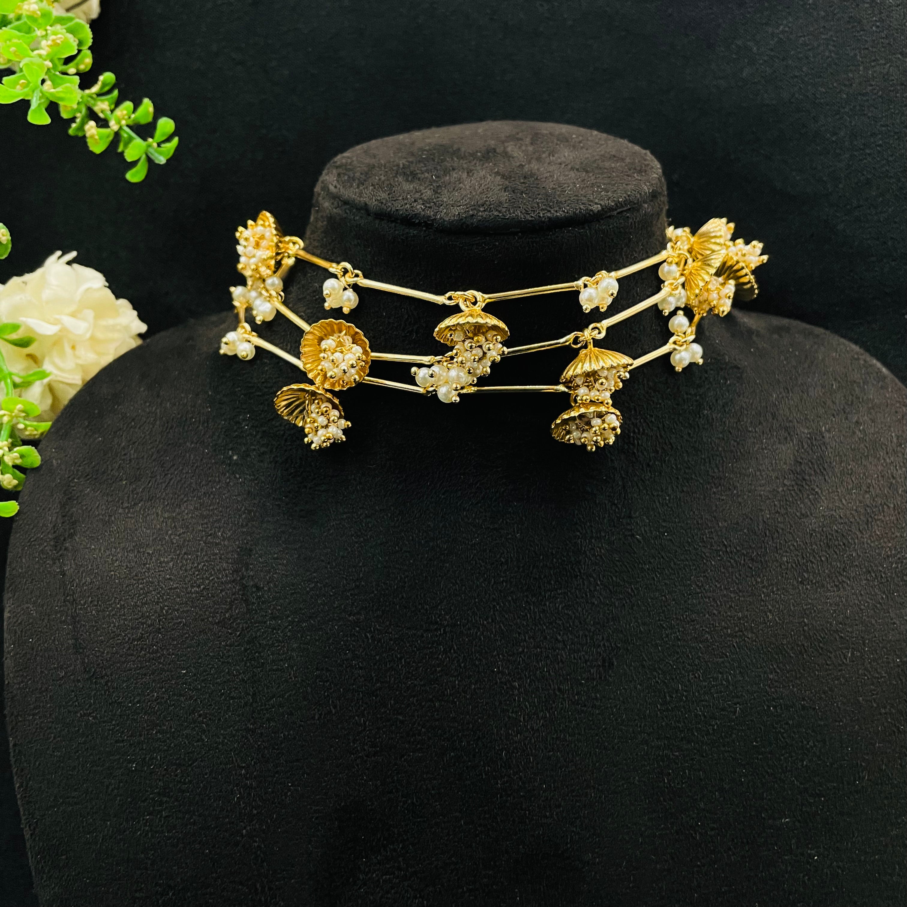 Nayaab Viral Jhumki Choker