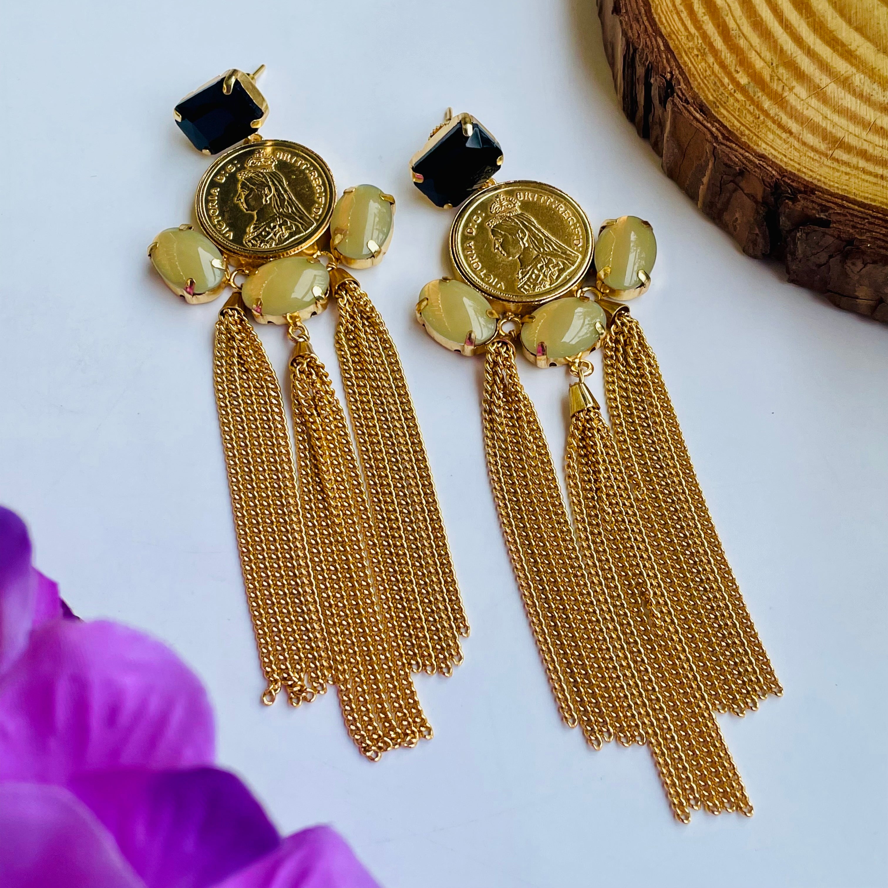 Nayaab Lyra earrings