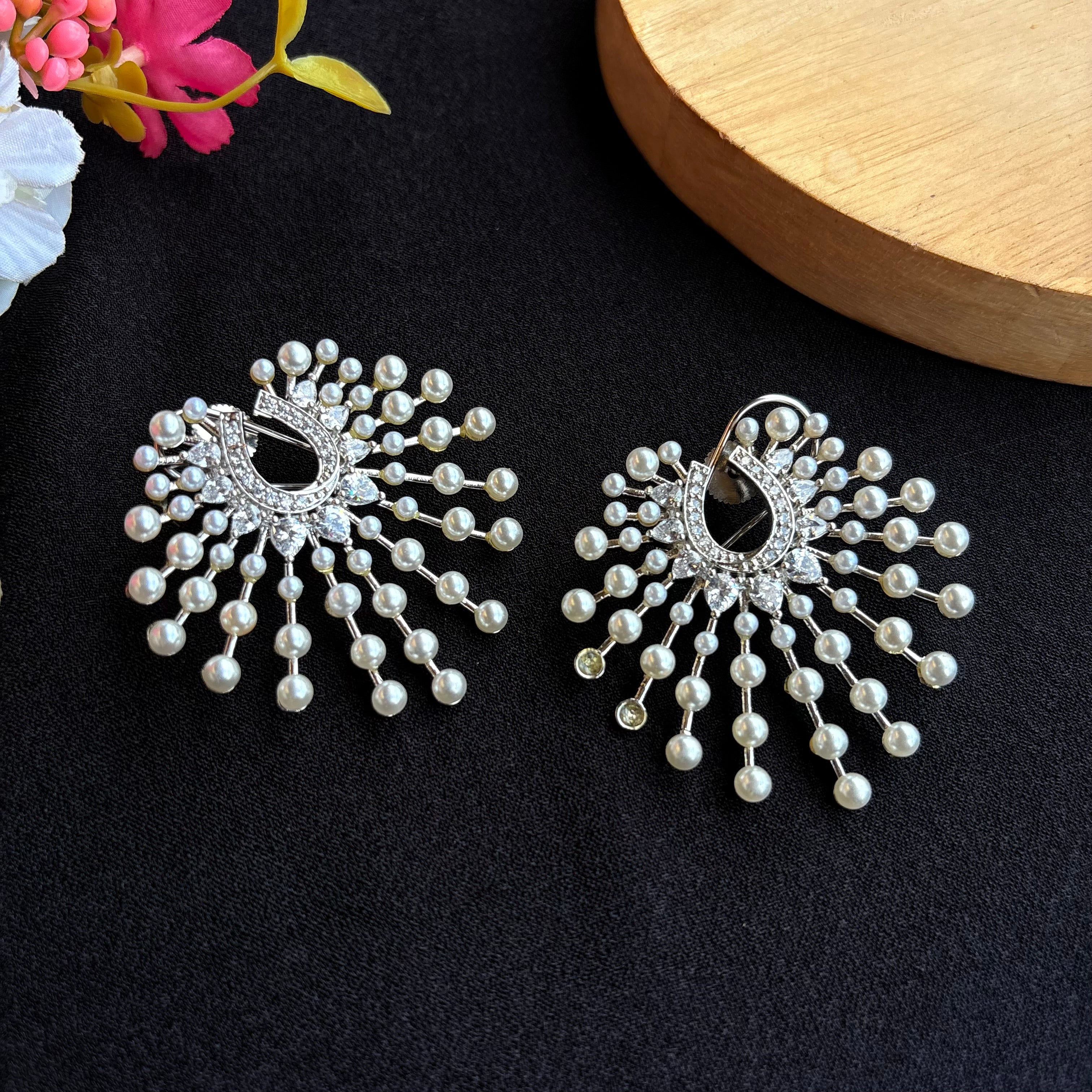 Ad Elara Earrings