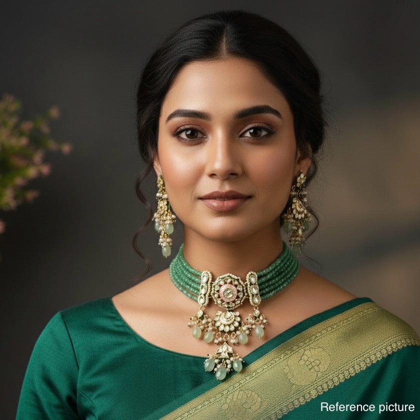 Nayaab hansika Neckpiece