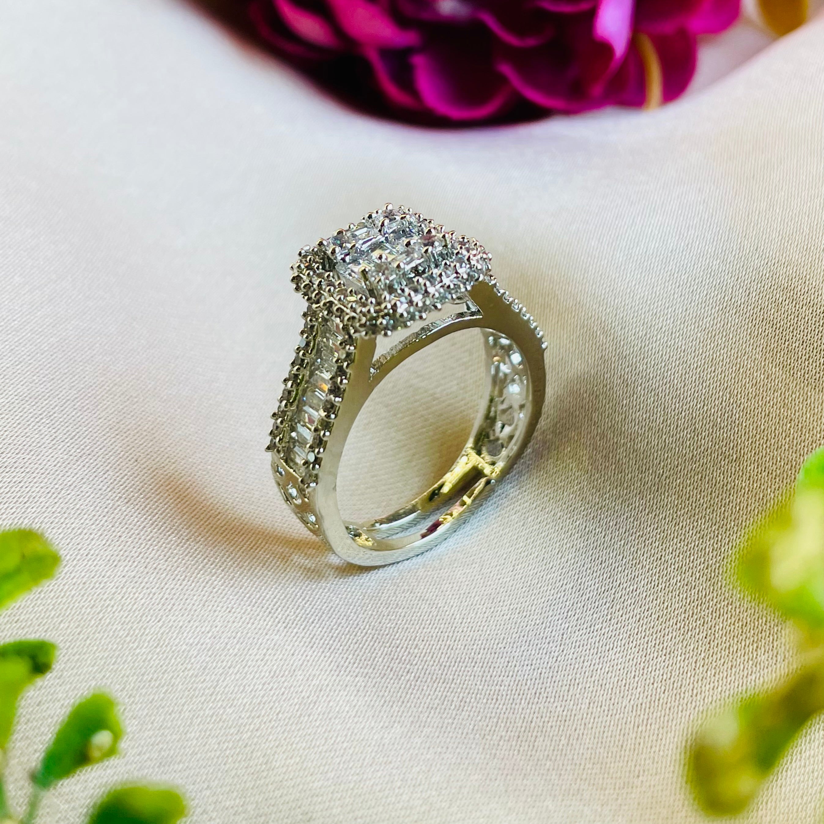 Ad Bailey  ring adjustable