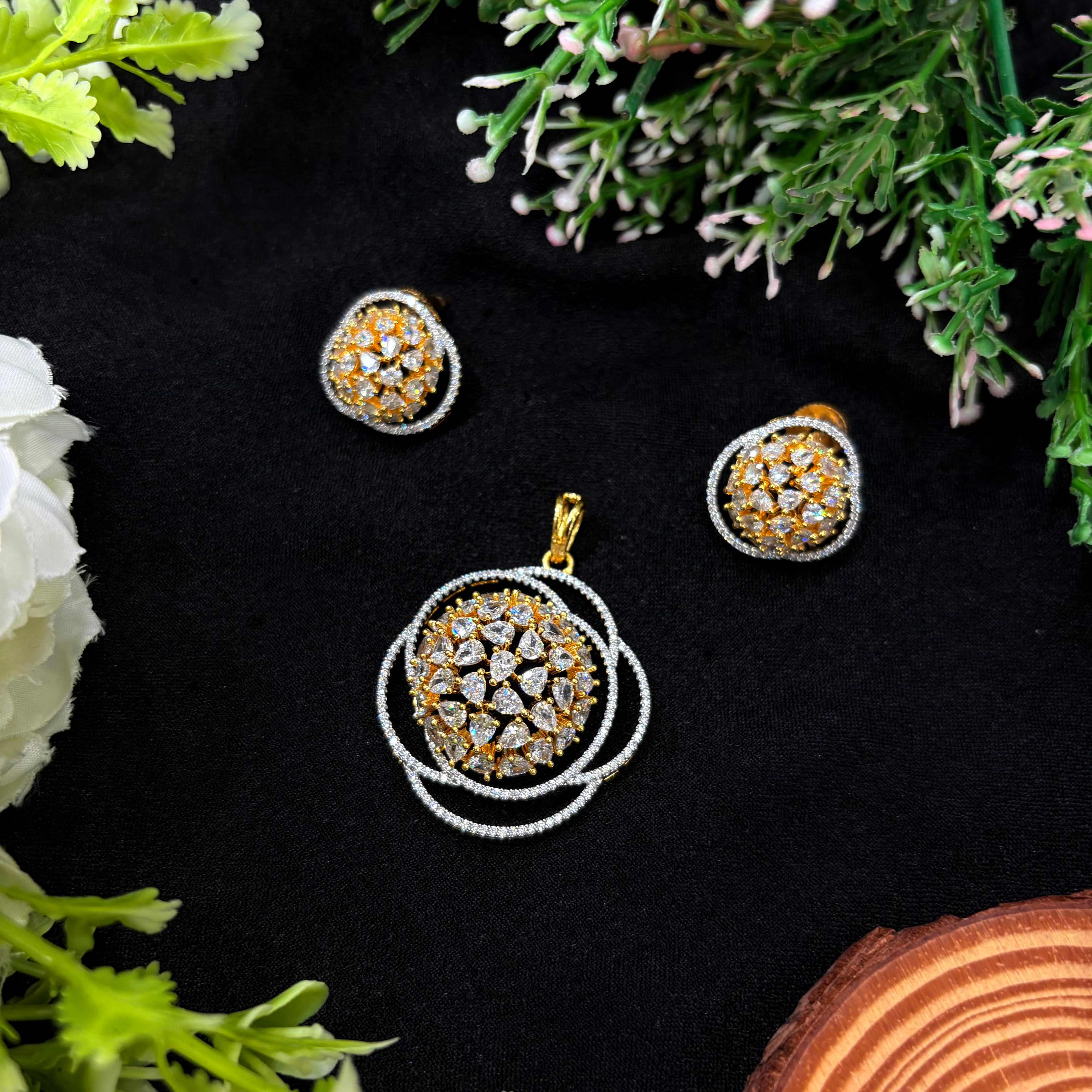 Elara Halo Pendant Set
