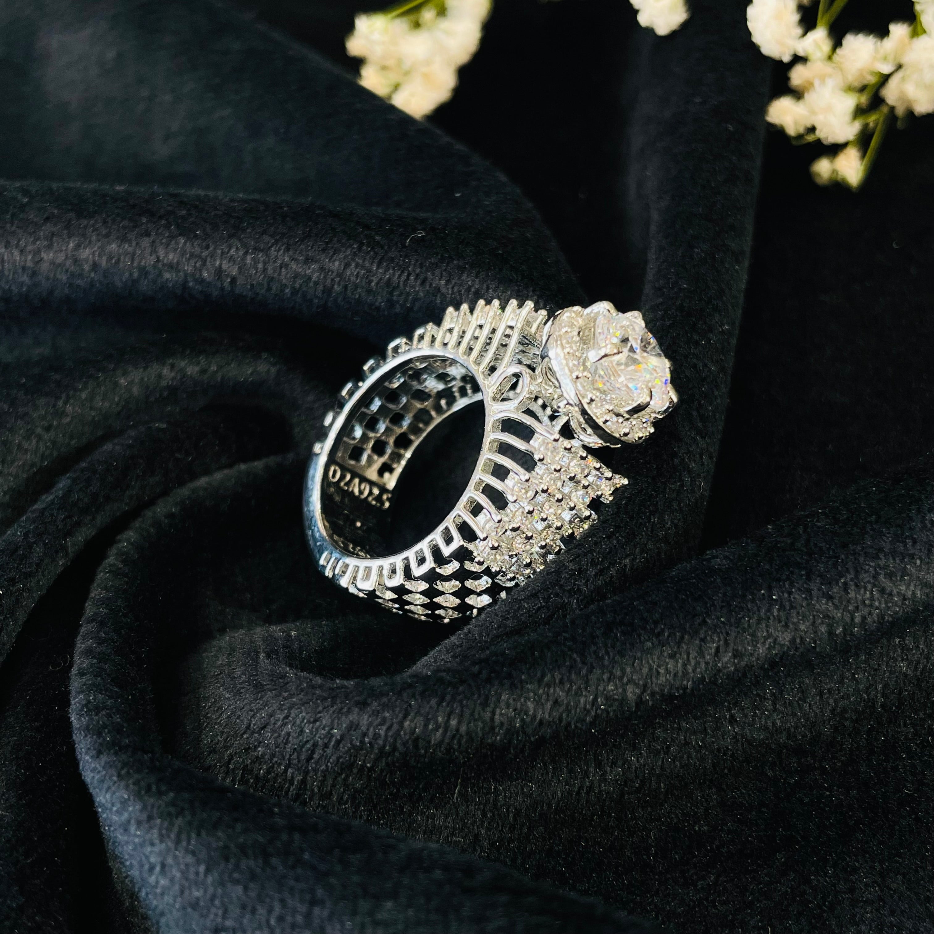 Vs Sterling Silver Cocktail Ring 201 9g