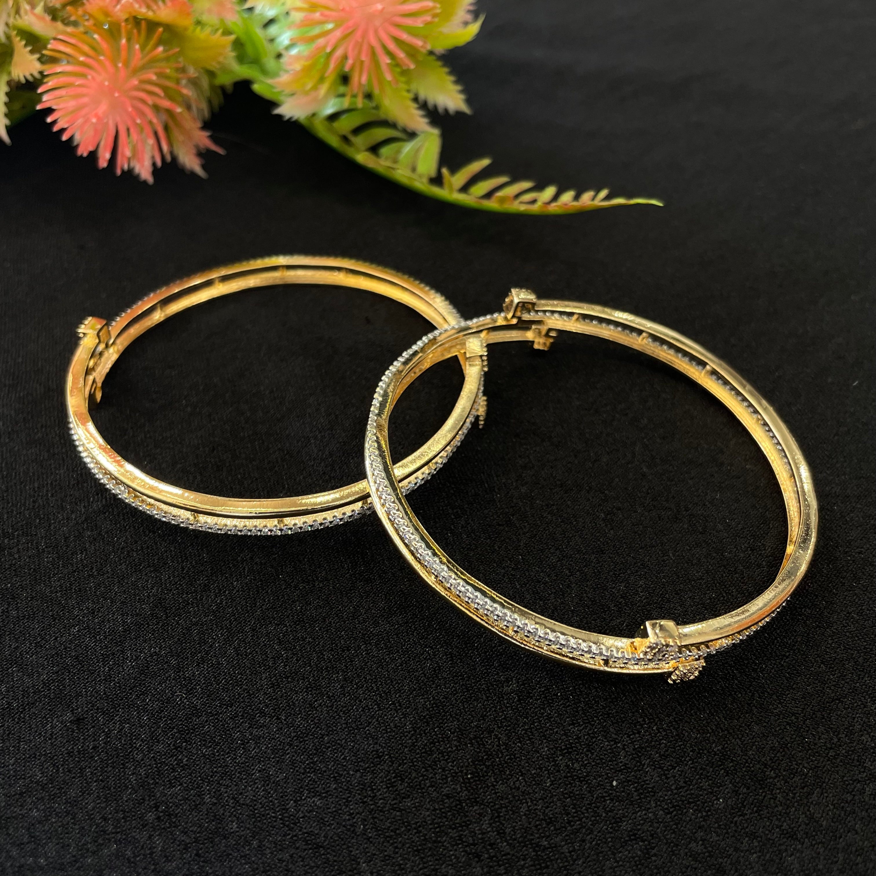 AD Amaira Bangles