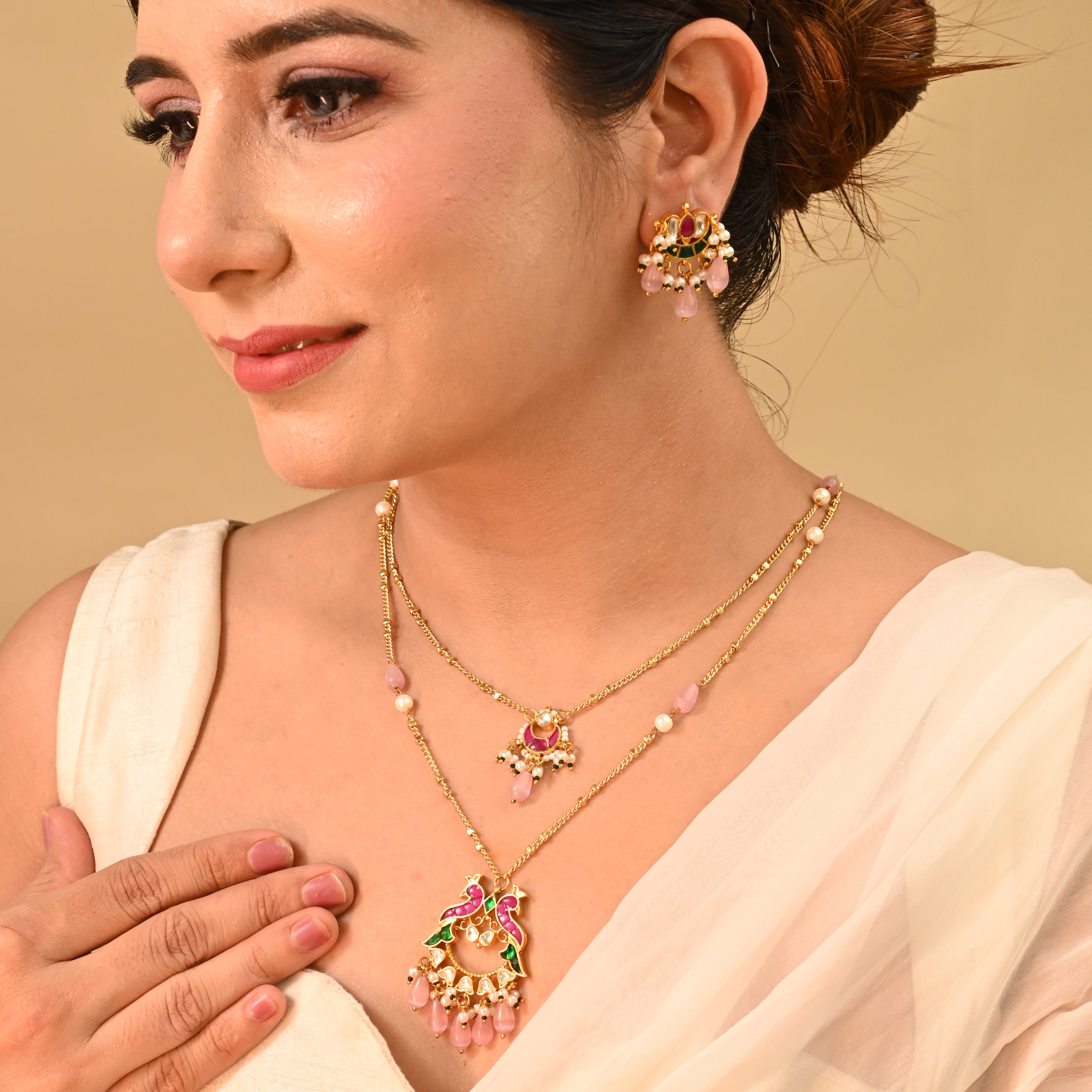 Nayaab Zia Pendant Neckpiece