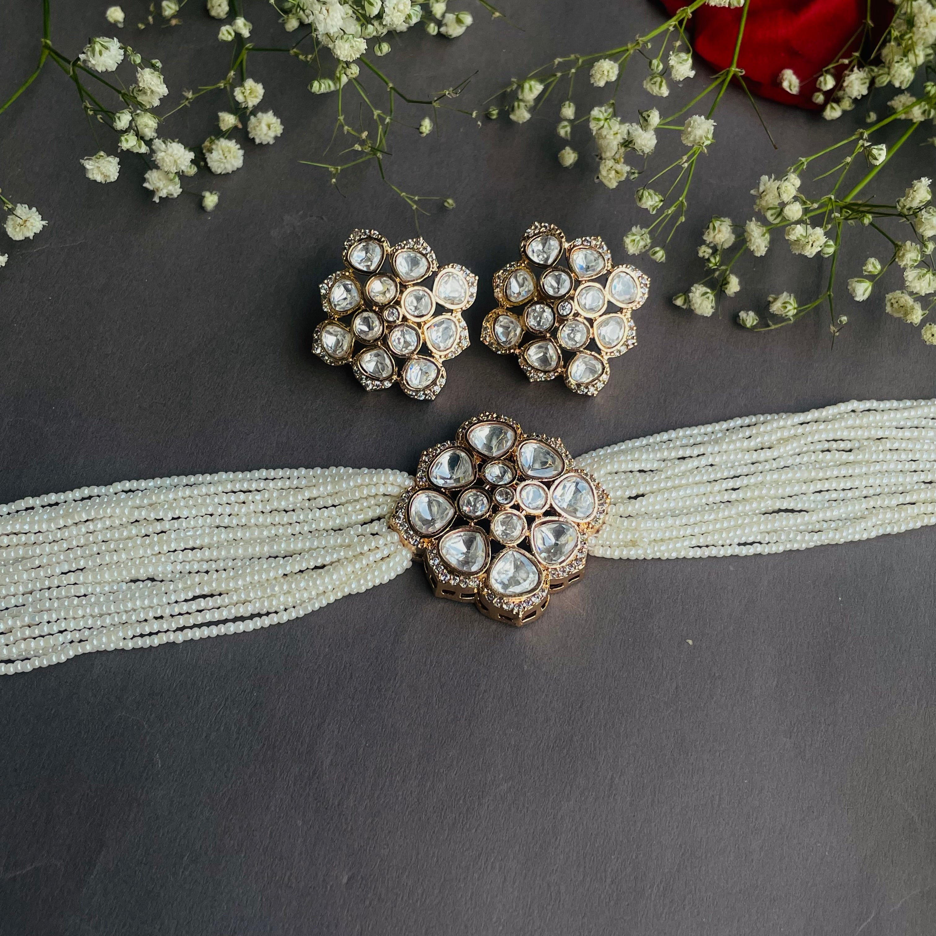 Nayaab Sara Neckpiece