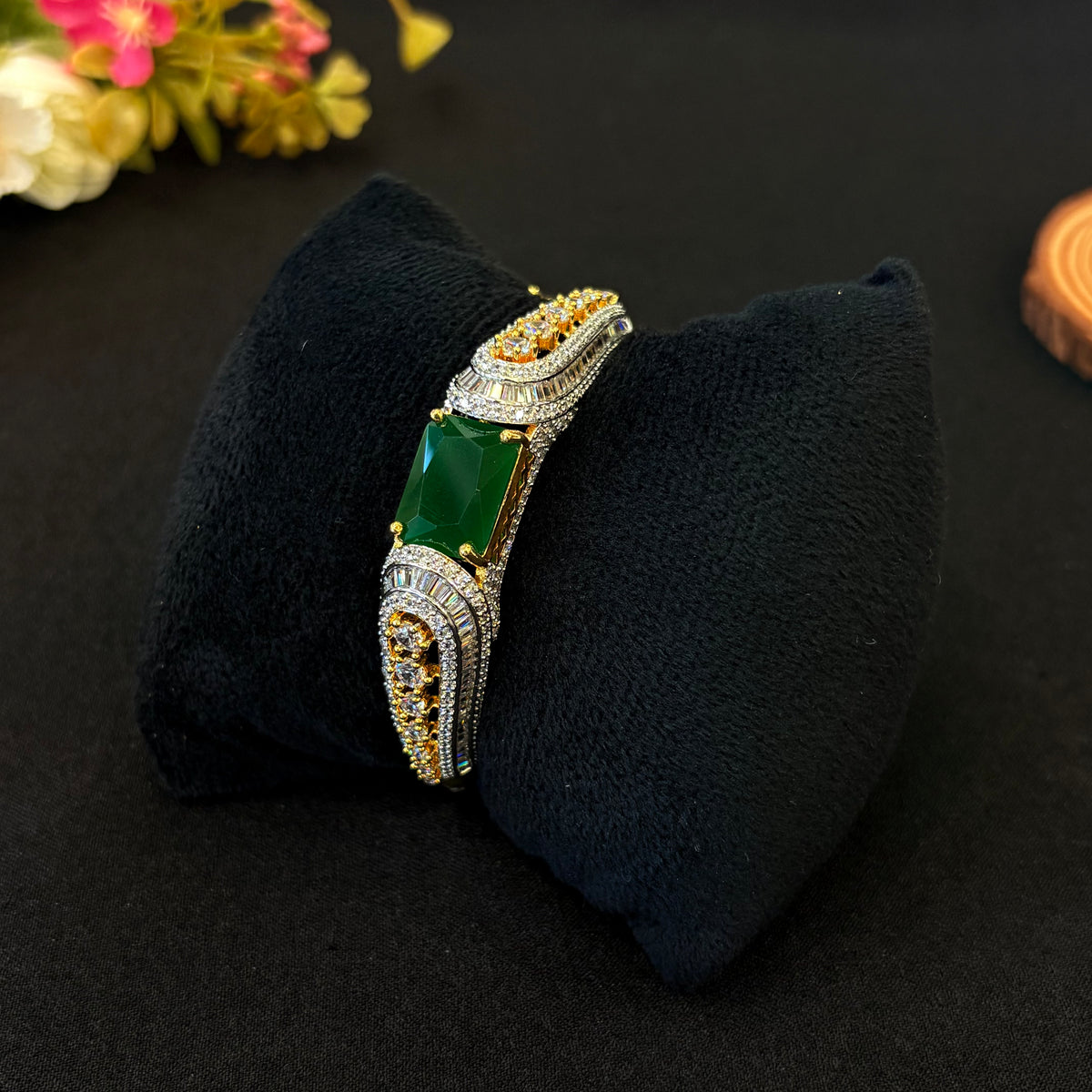 Aaradhya Emerald Cuff Bracelet