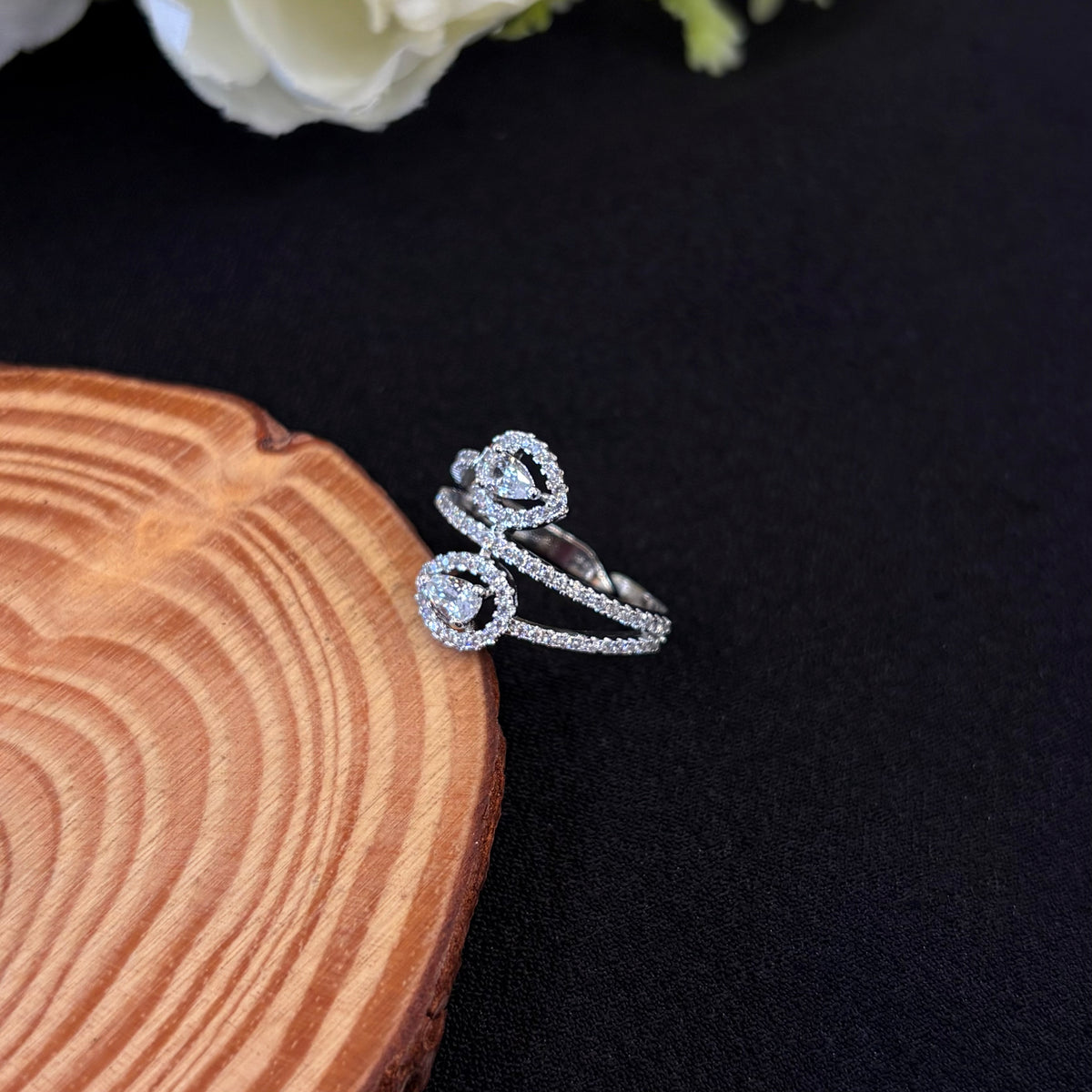 Iraaya Ring