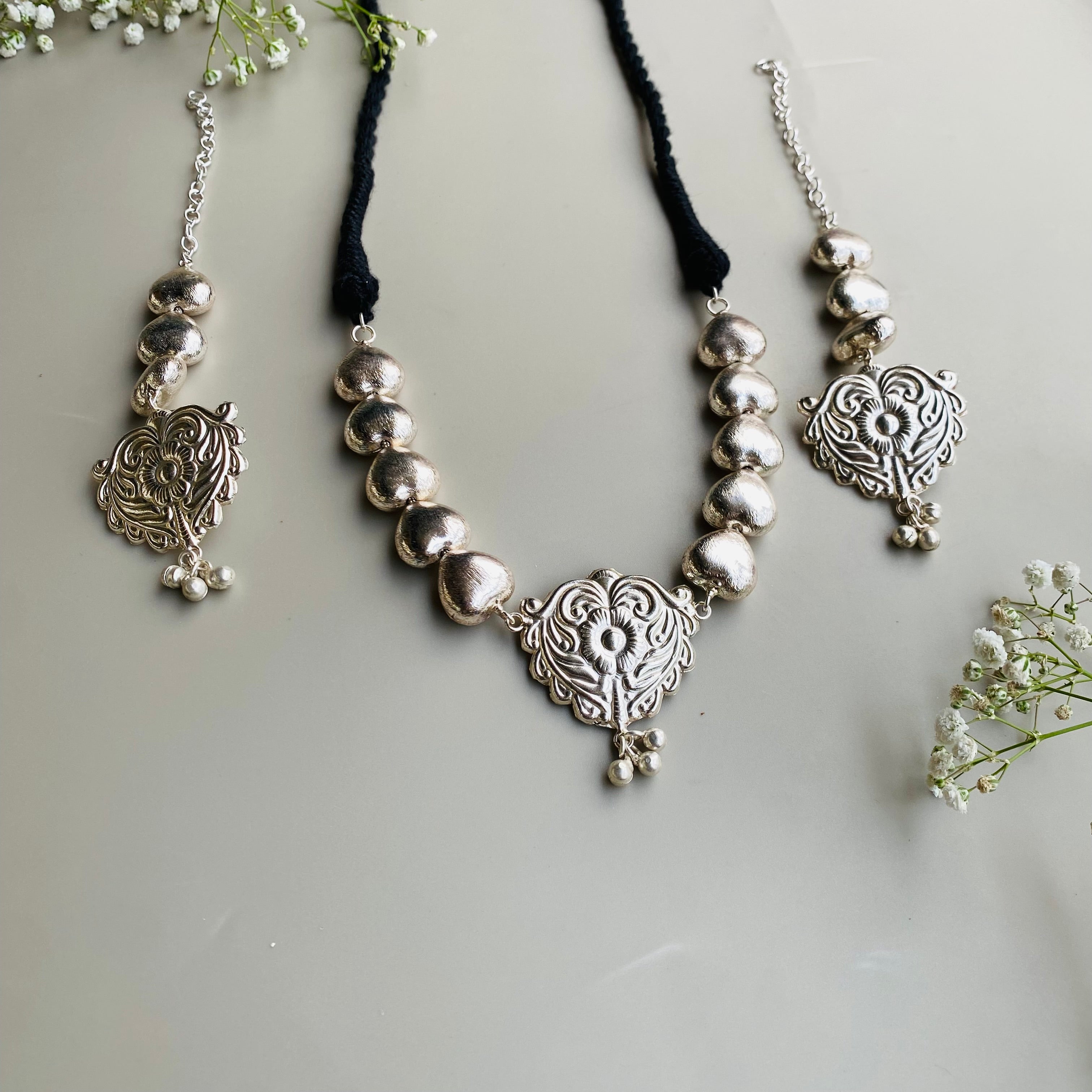 Nayaab Aarohi choker