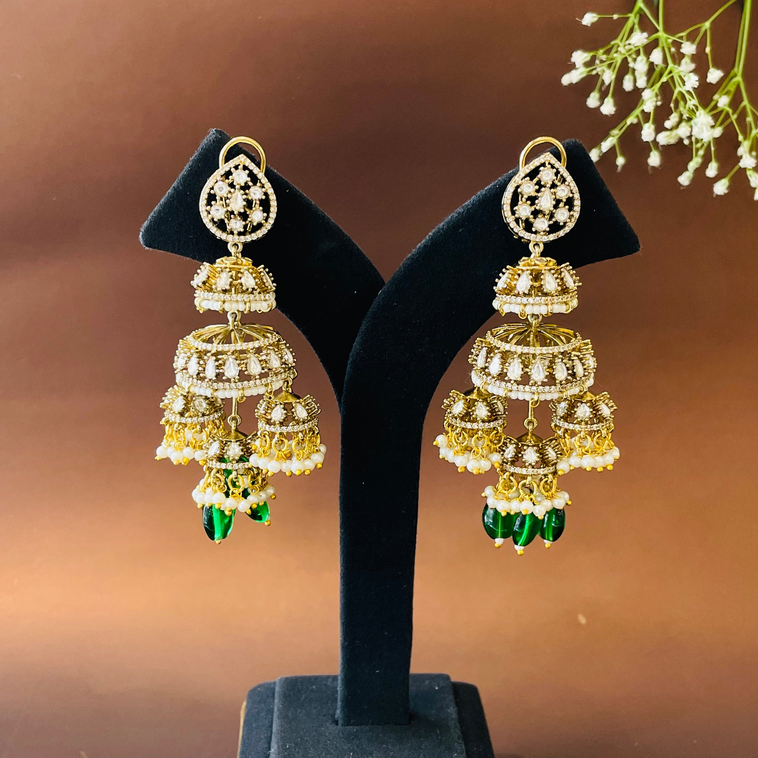Nayaab Myra Jhumki