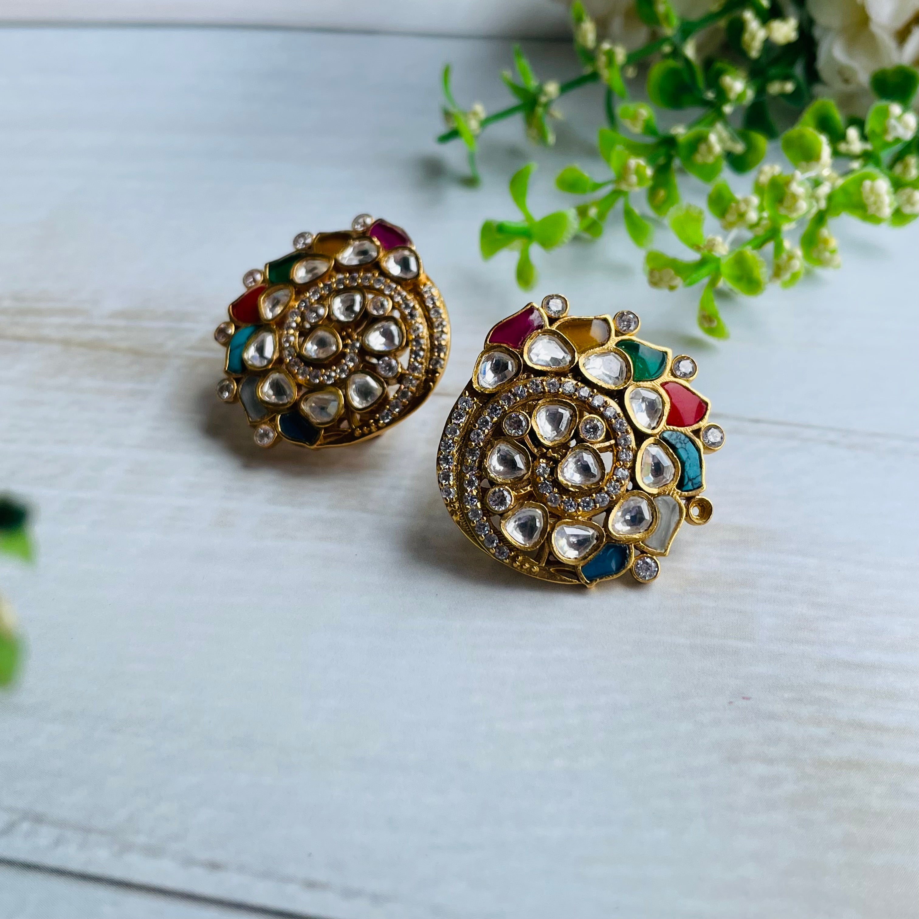 Nayaab Ruhi Multi studs