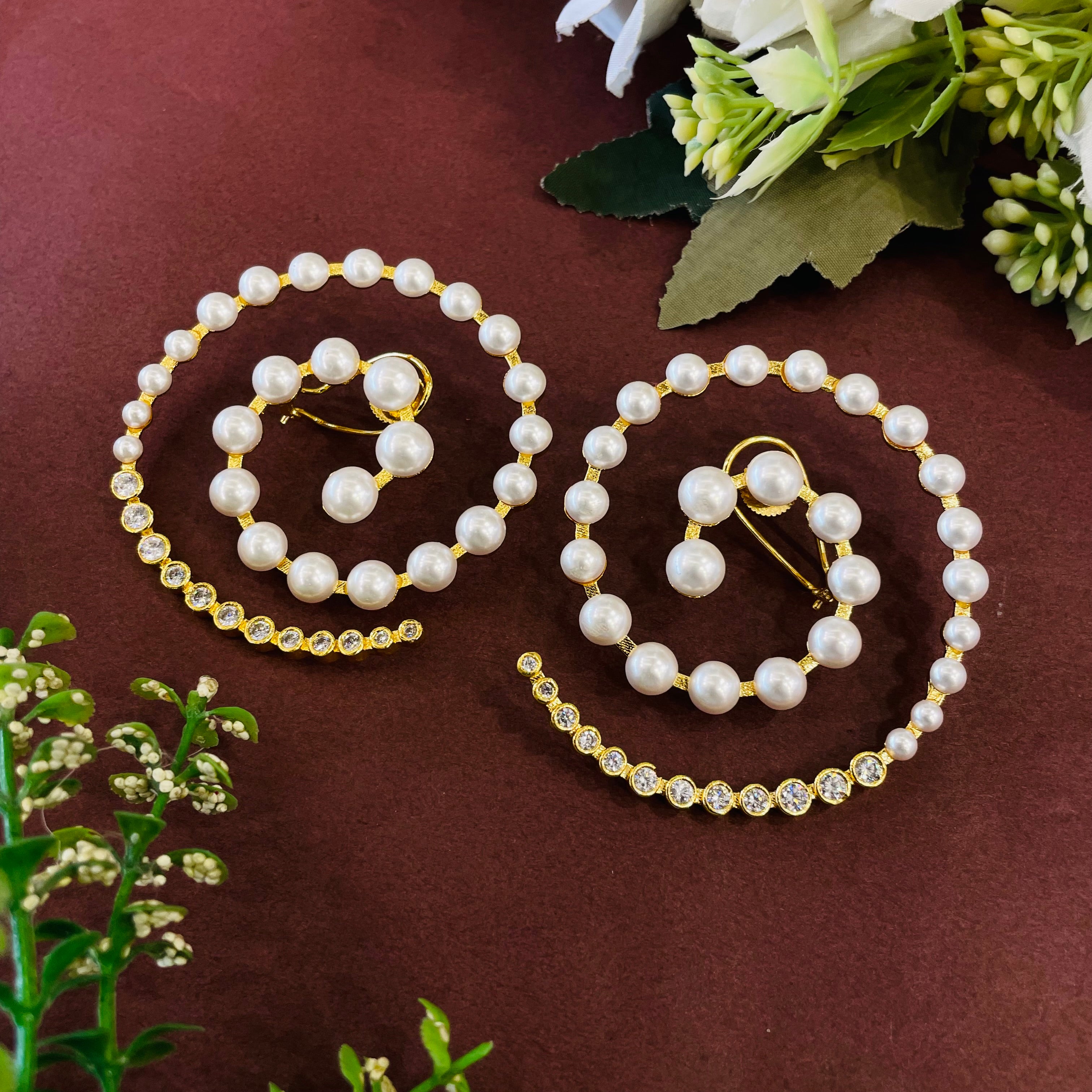 Layla Mishka pearl Earrings