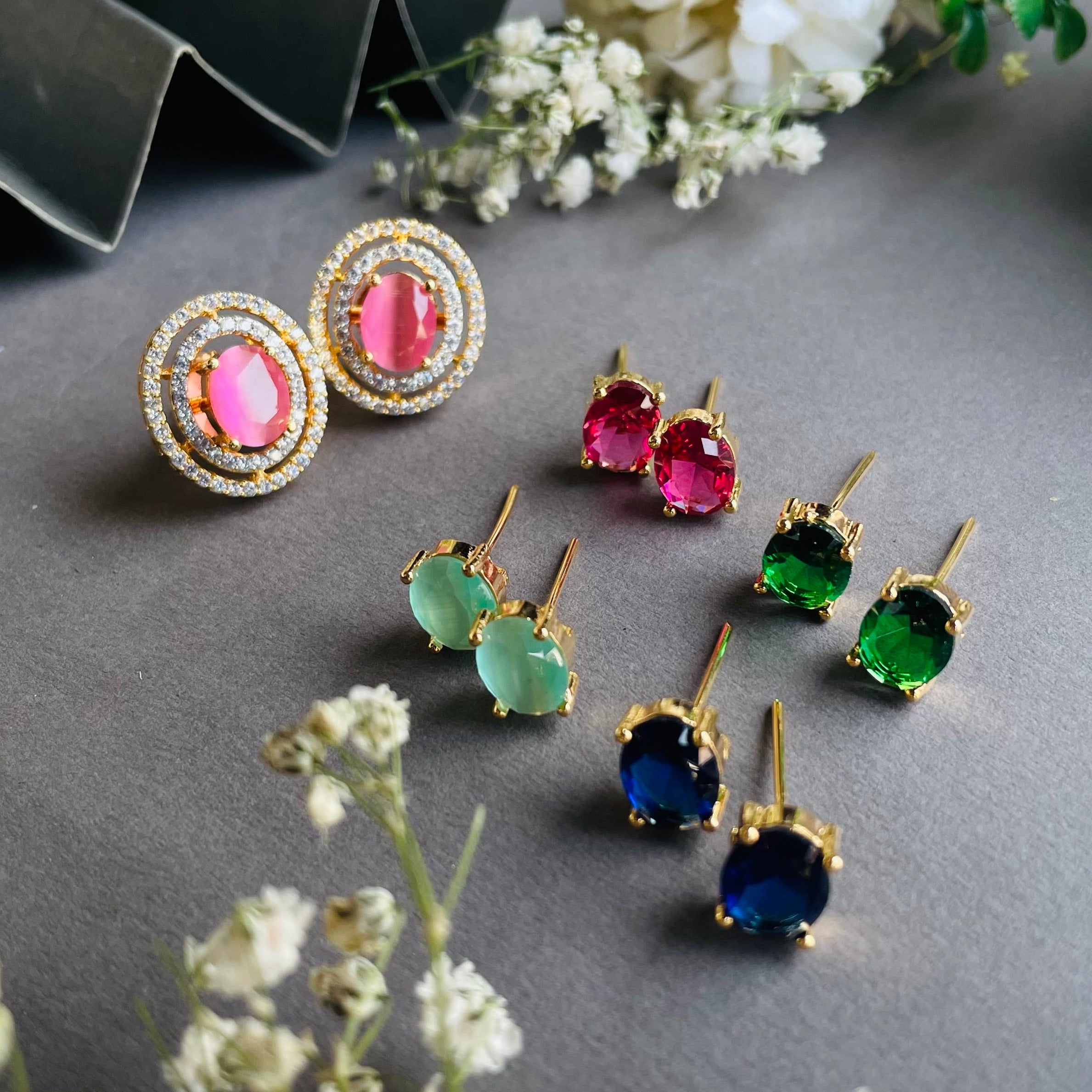 Ad Alexa studs colour changeable