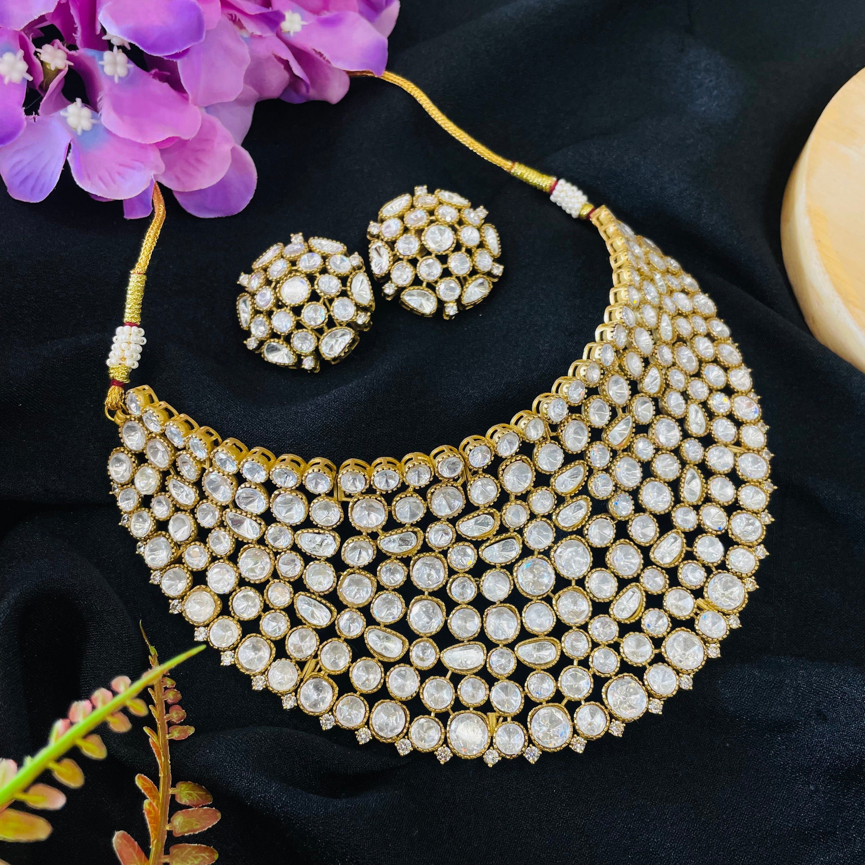 Nayaab Navya Neckpiece