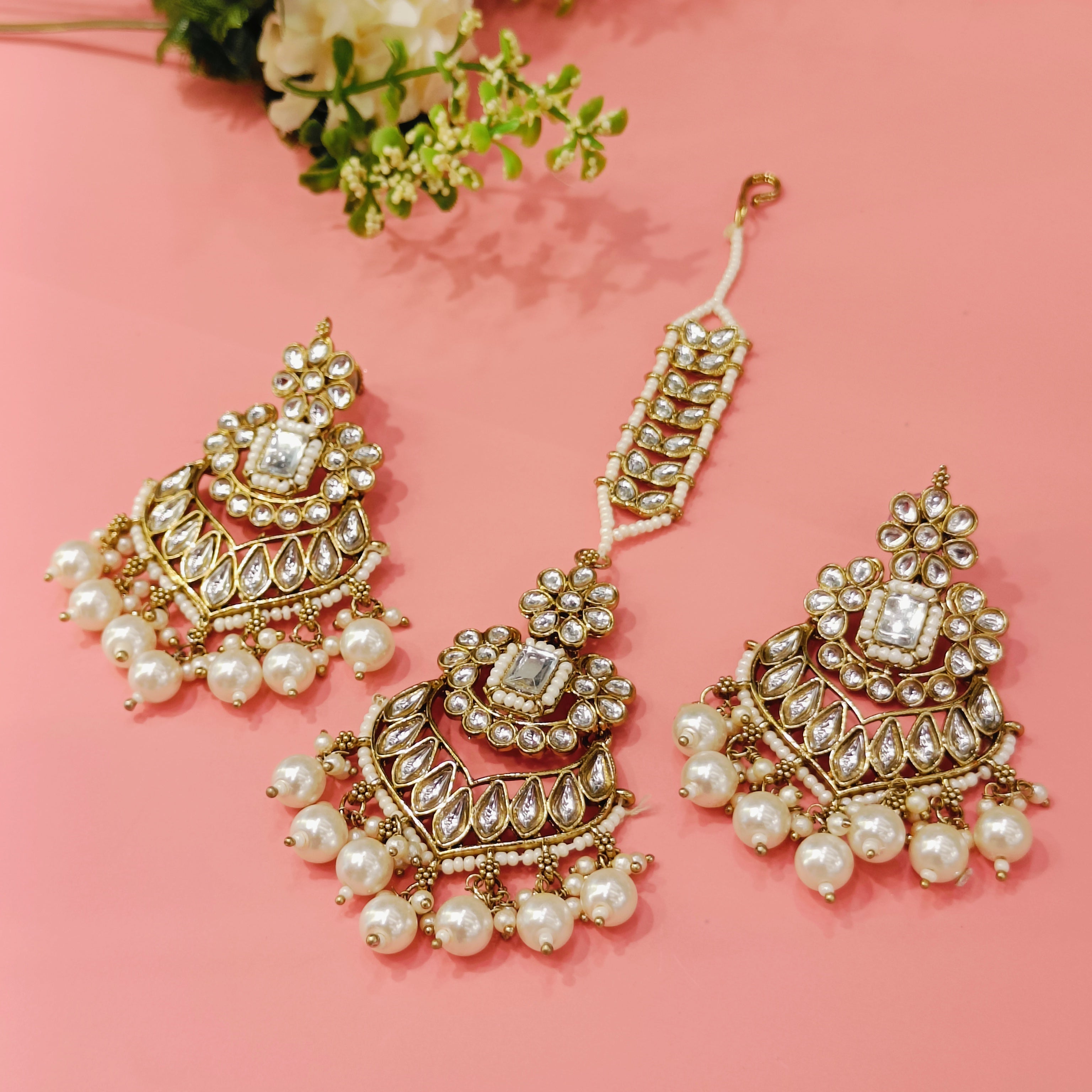 Nayaab Sara Earring with tikka