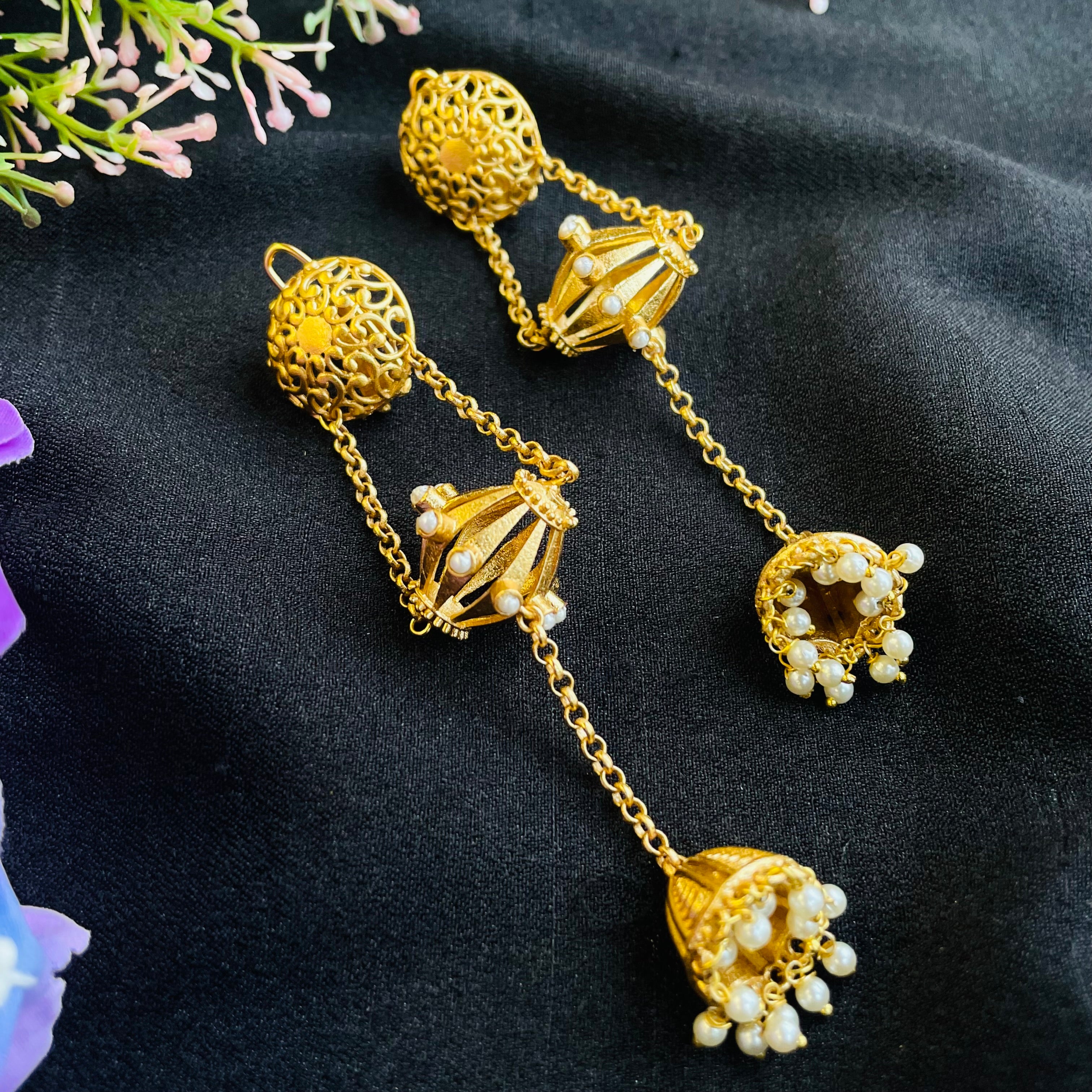 Nayaab Meera neckpiece