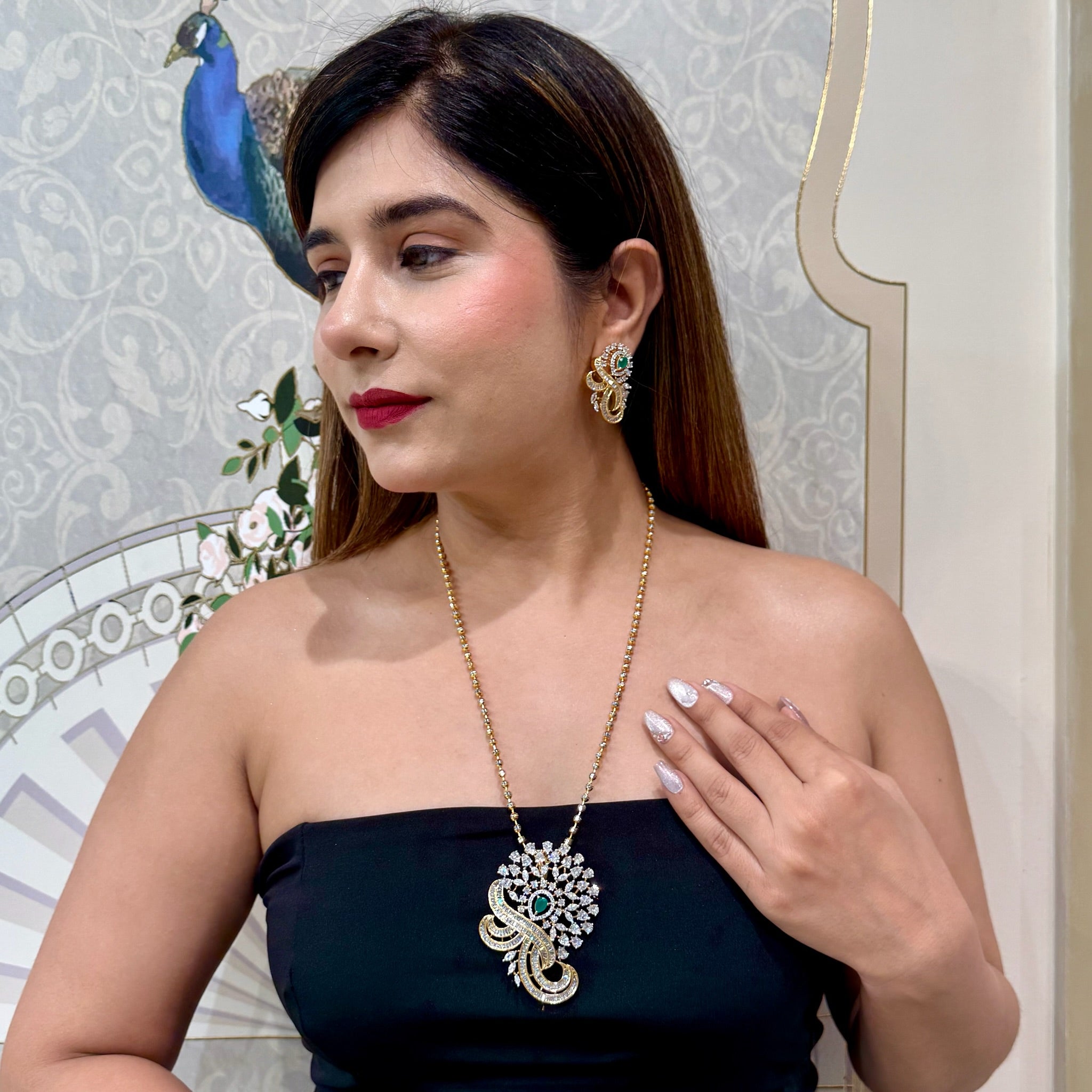 AD Alizeh Pendant Set