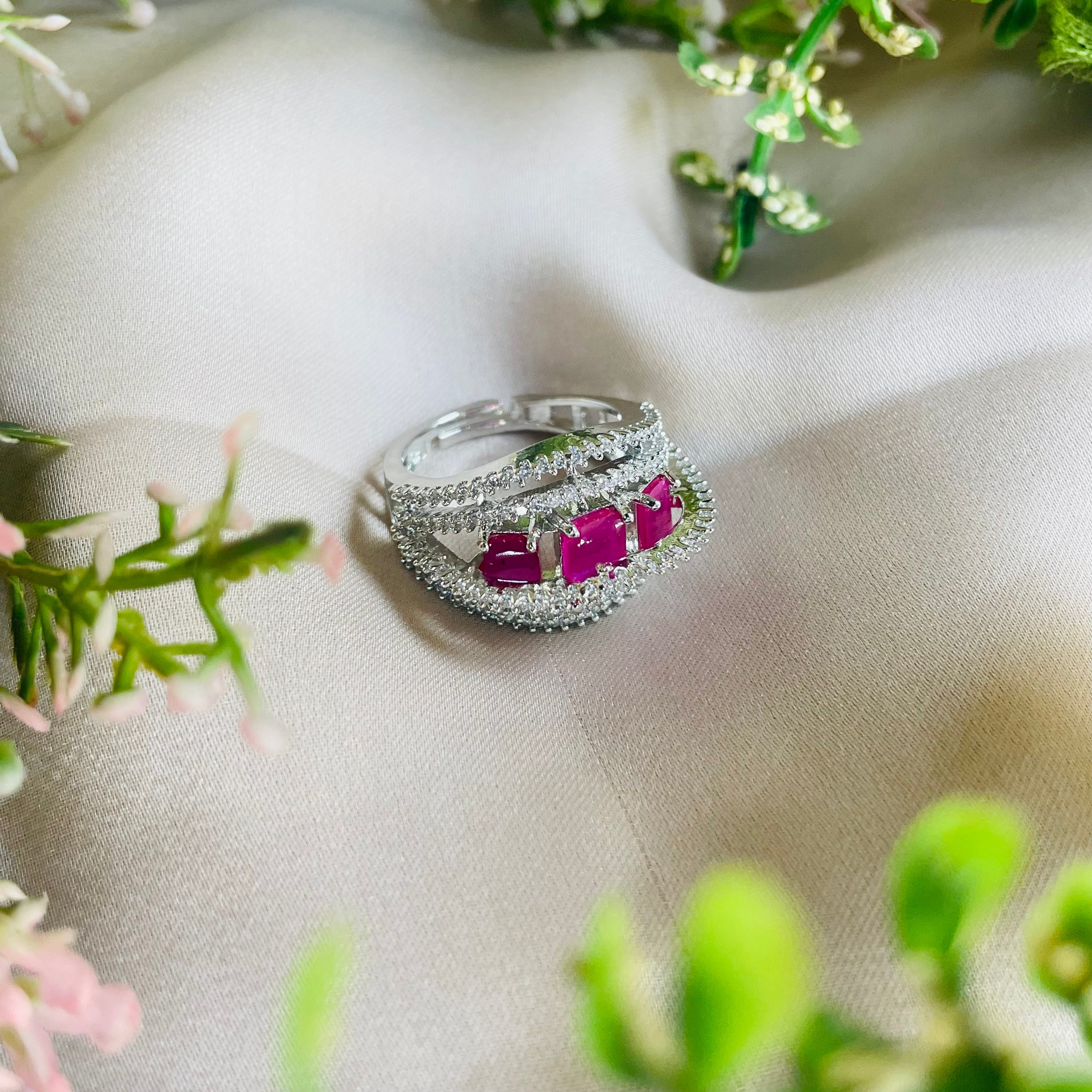 Ad Joni  ring adjustable