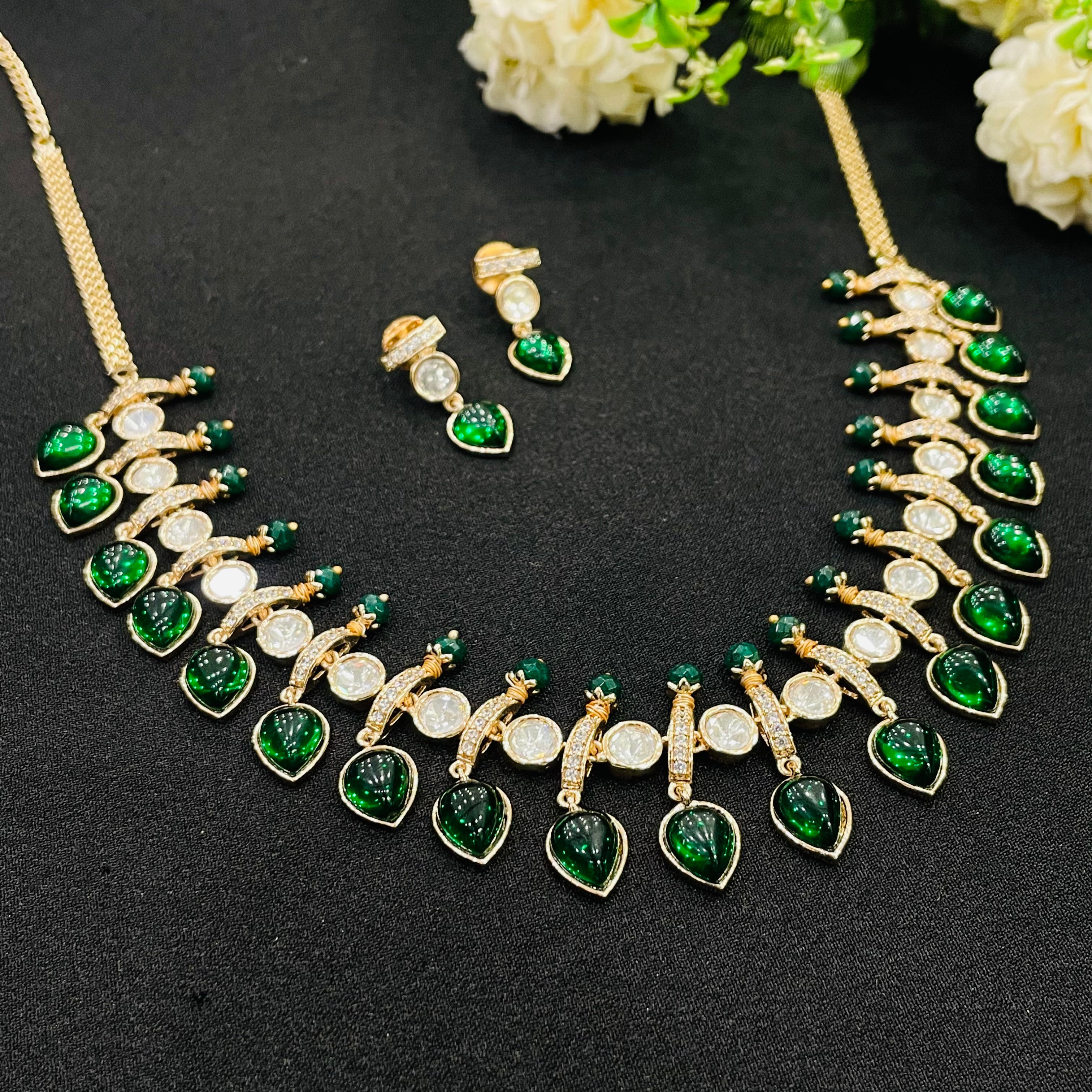 Nayaab Annie Polki Neckpiece