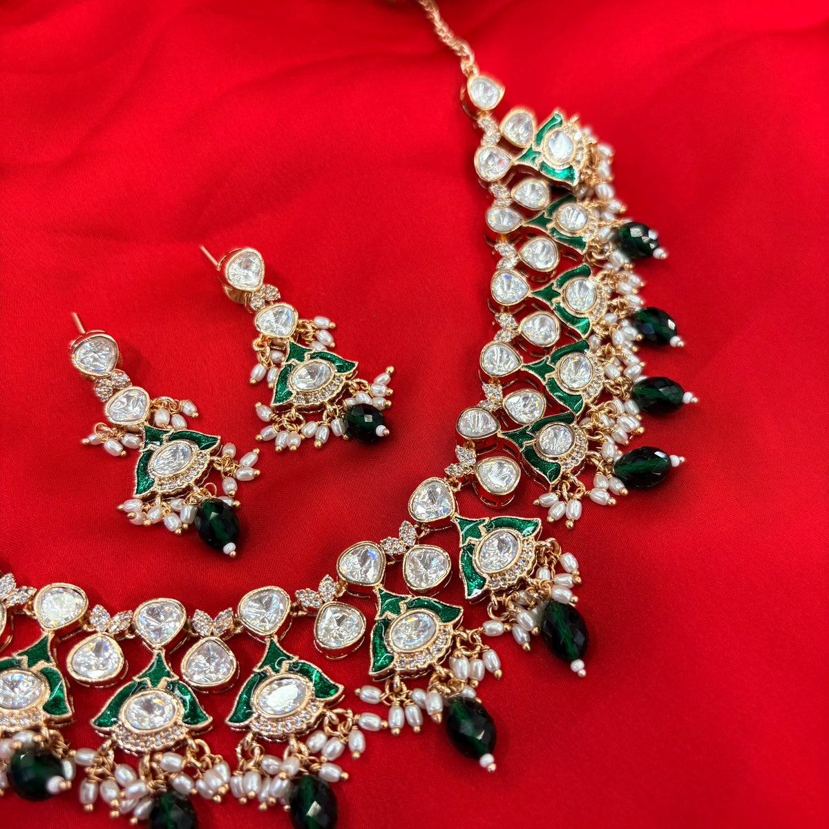Vanya Neckpiece