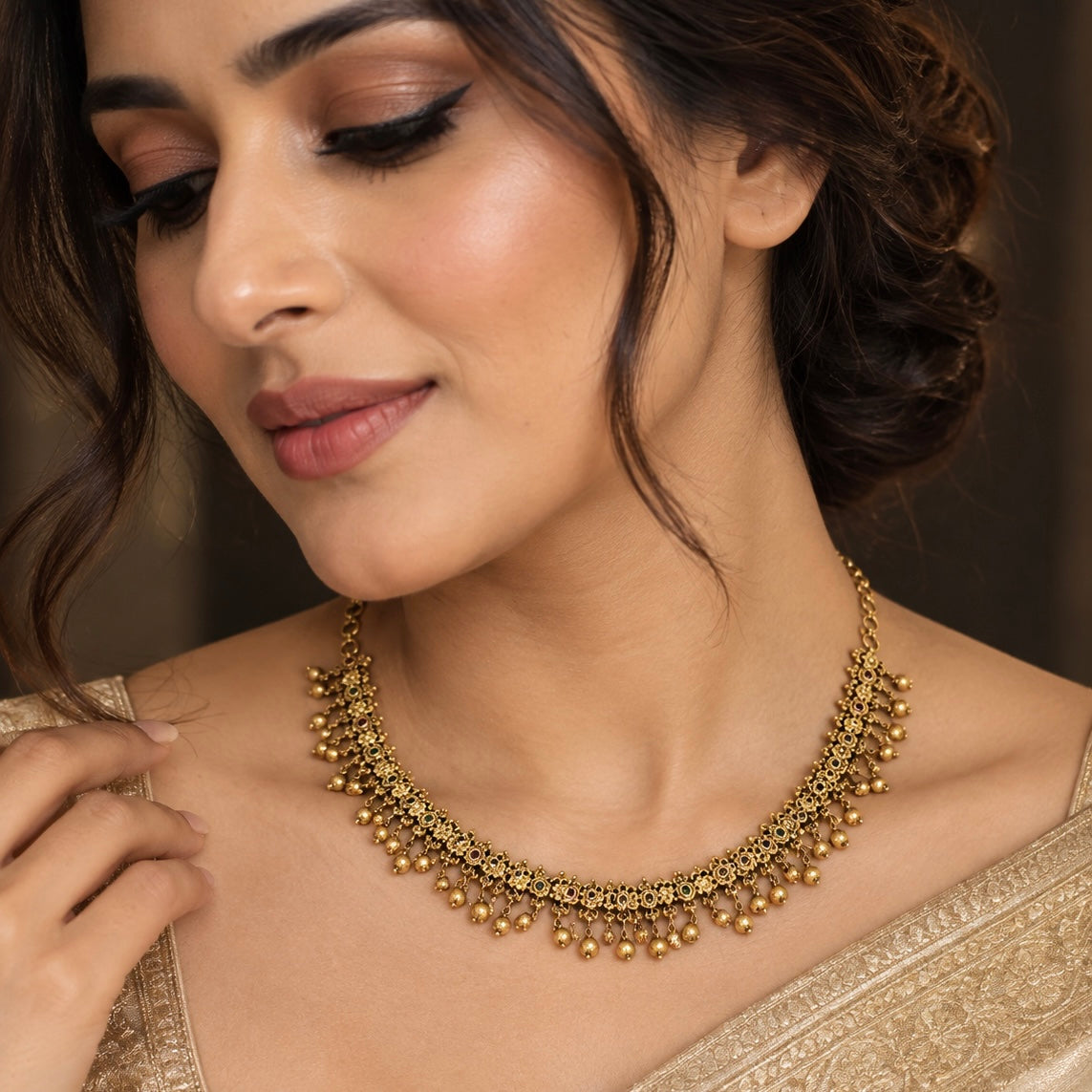 Kesarika Neckpiece