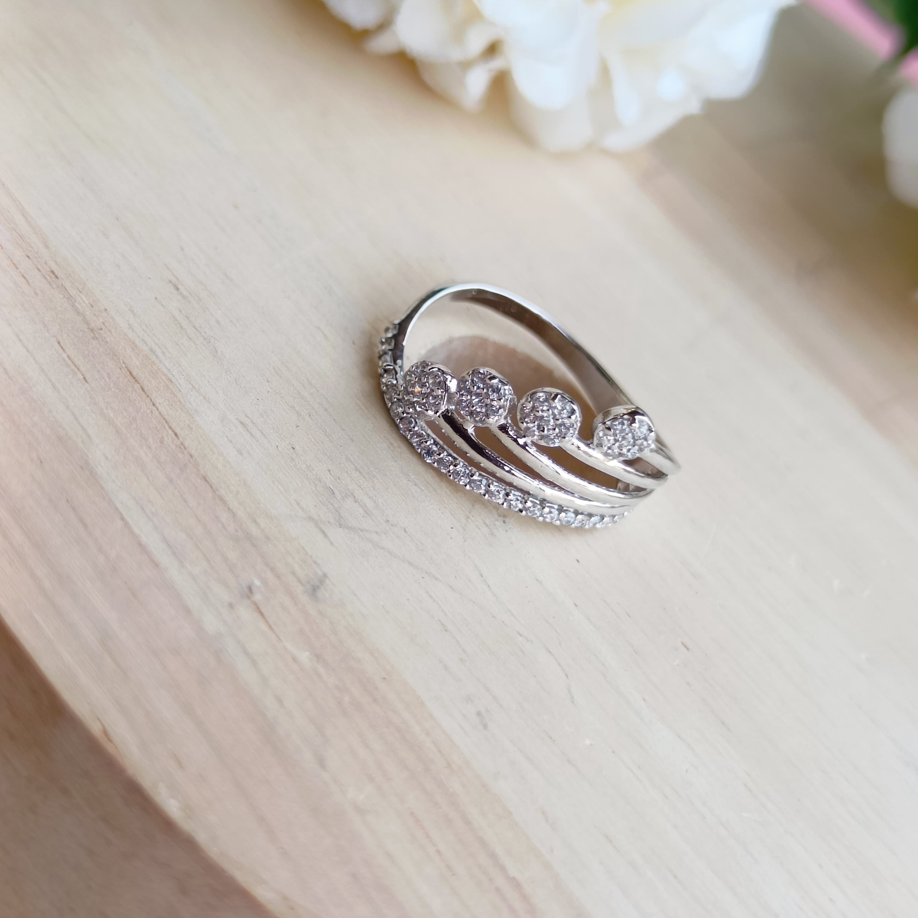 VS Sterling Silver Cocktail Ring 088
