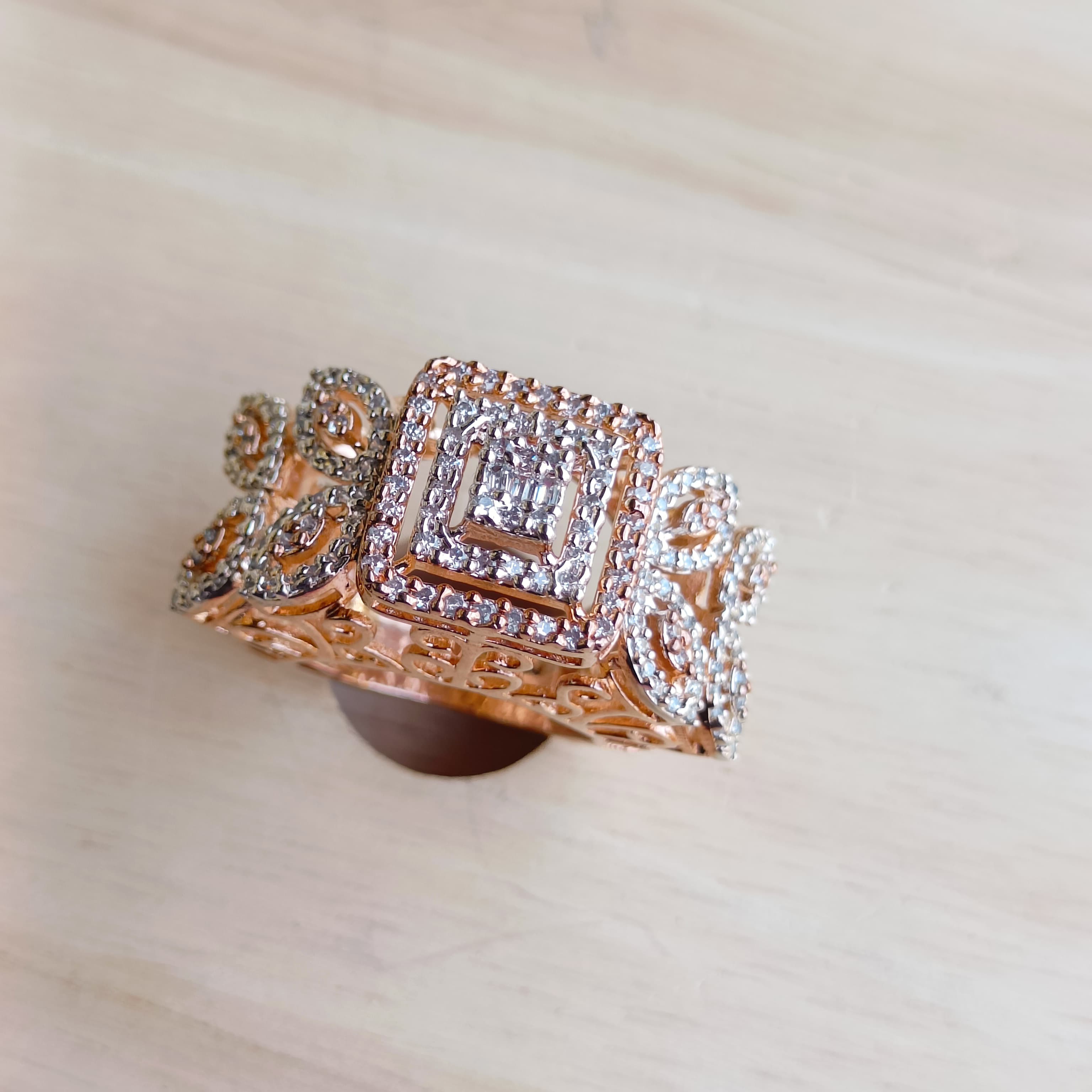 VS Sterling Silver Cocktail Ring 095