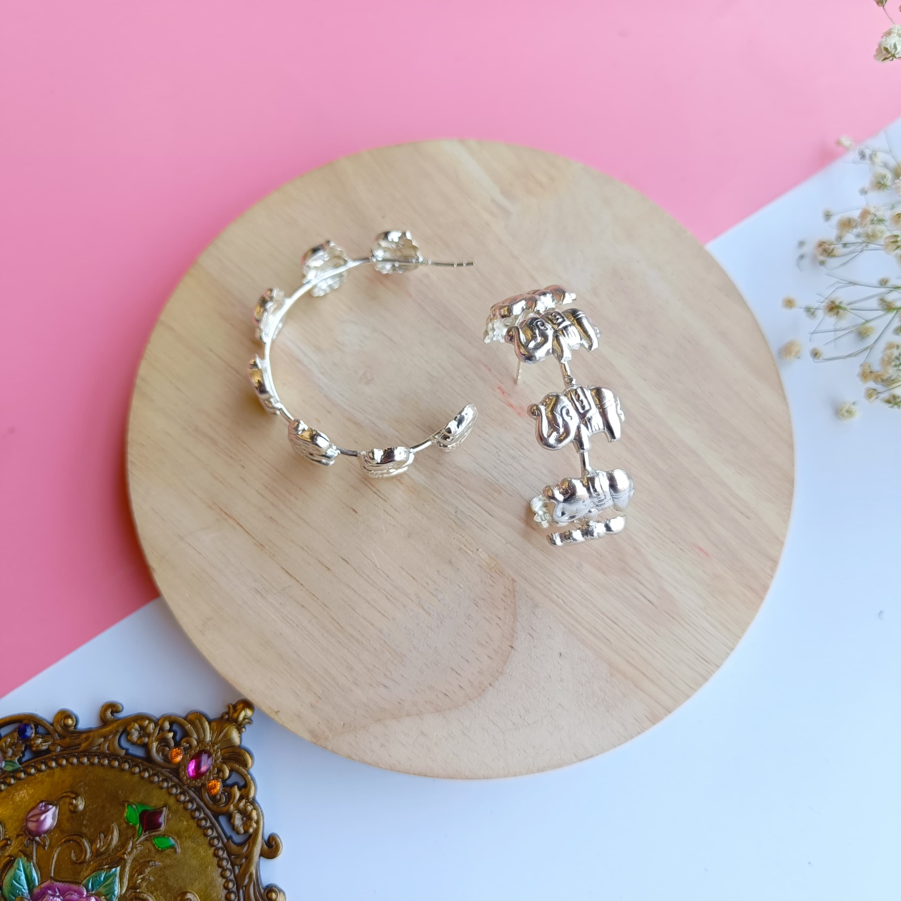 🎁 Layla Nikita Gold Earrings (100% off)