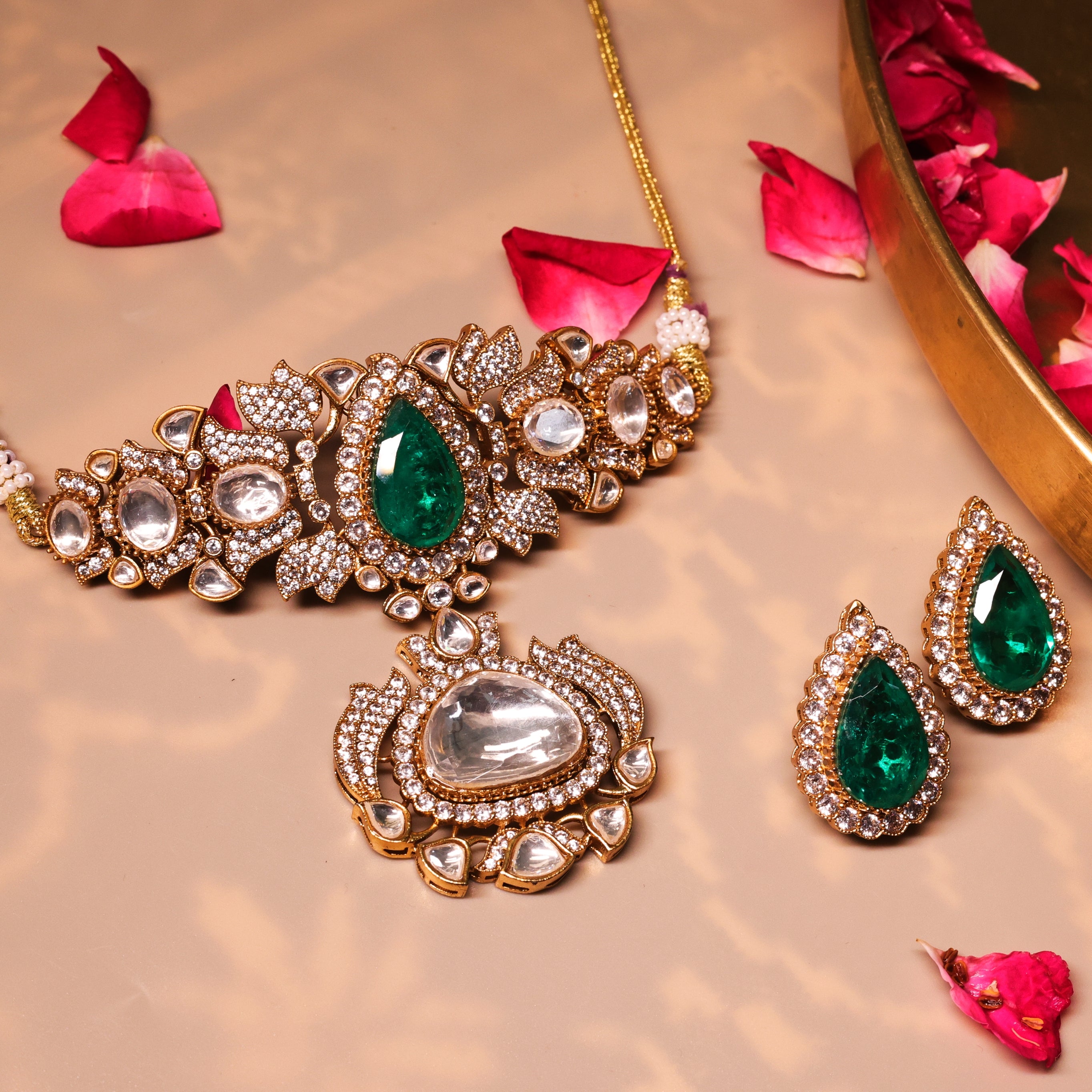 Nayaab Anvi Choker