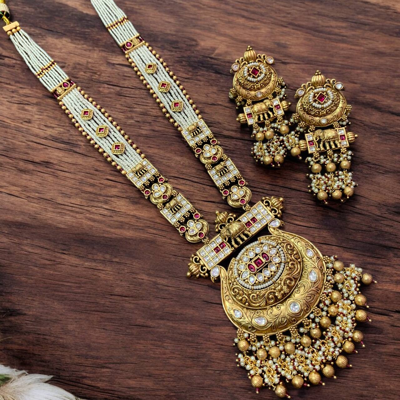 Nayaab Heer Long Neckpiece