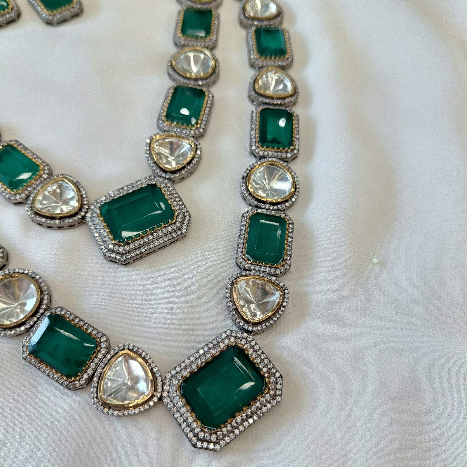 Nayaab parineeti inspired neckpiece 02
