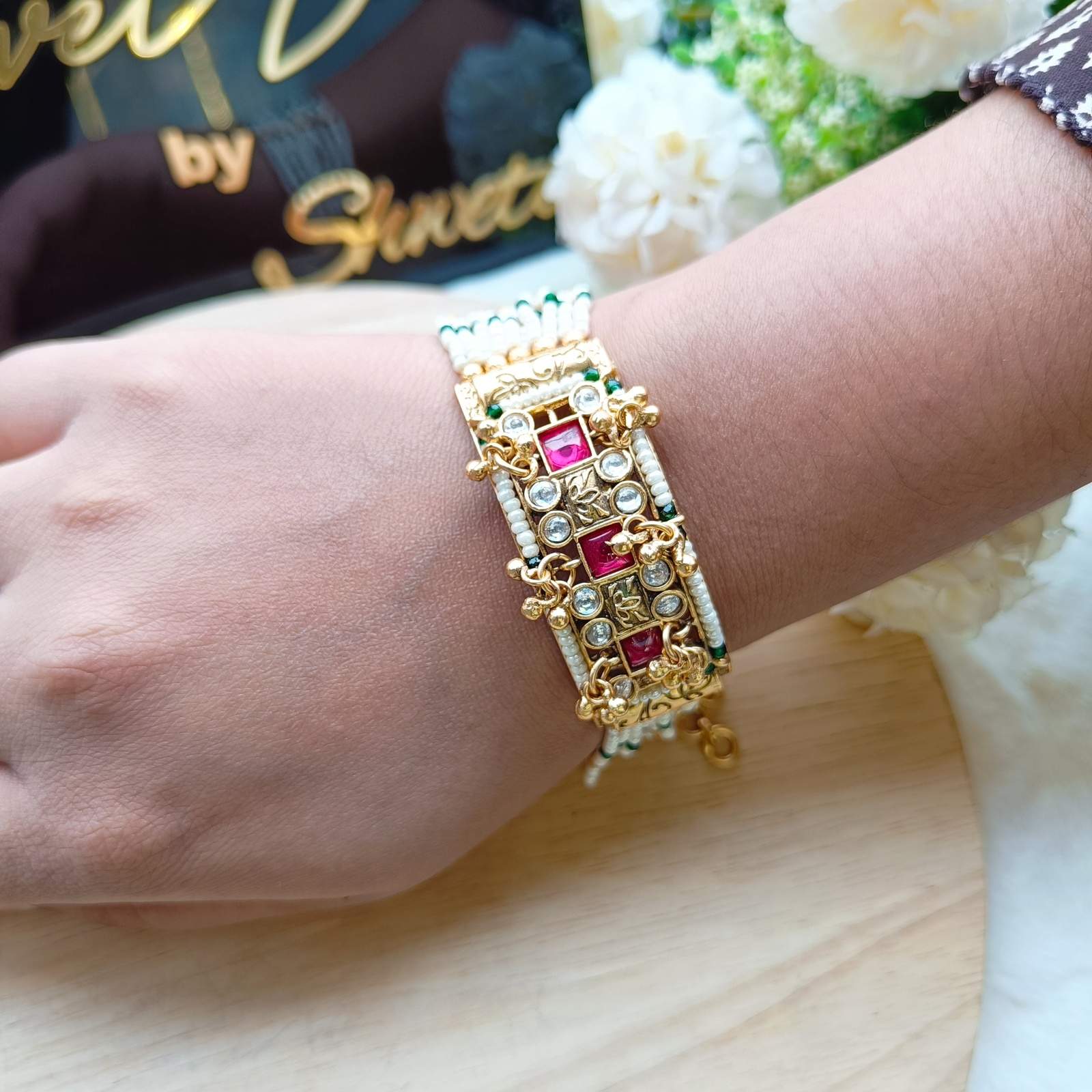 Nayaab Iqra bracelet